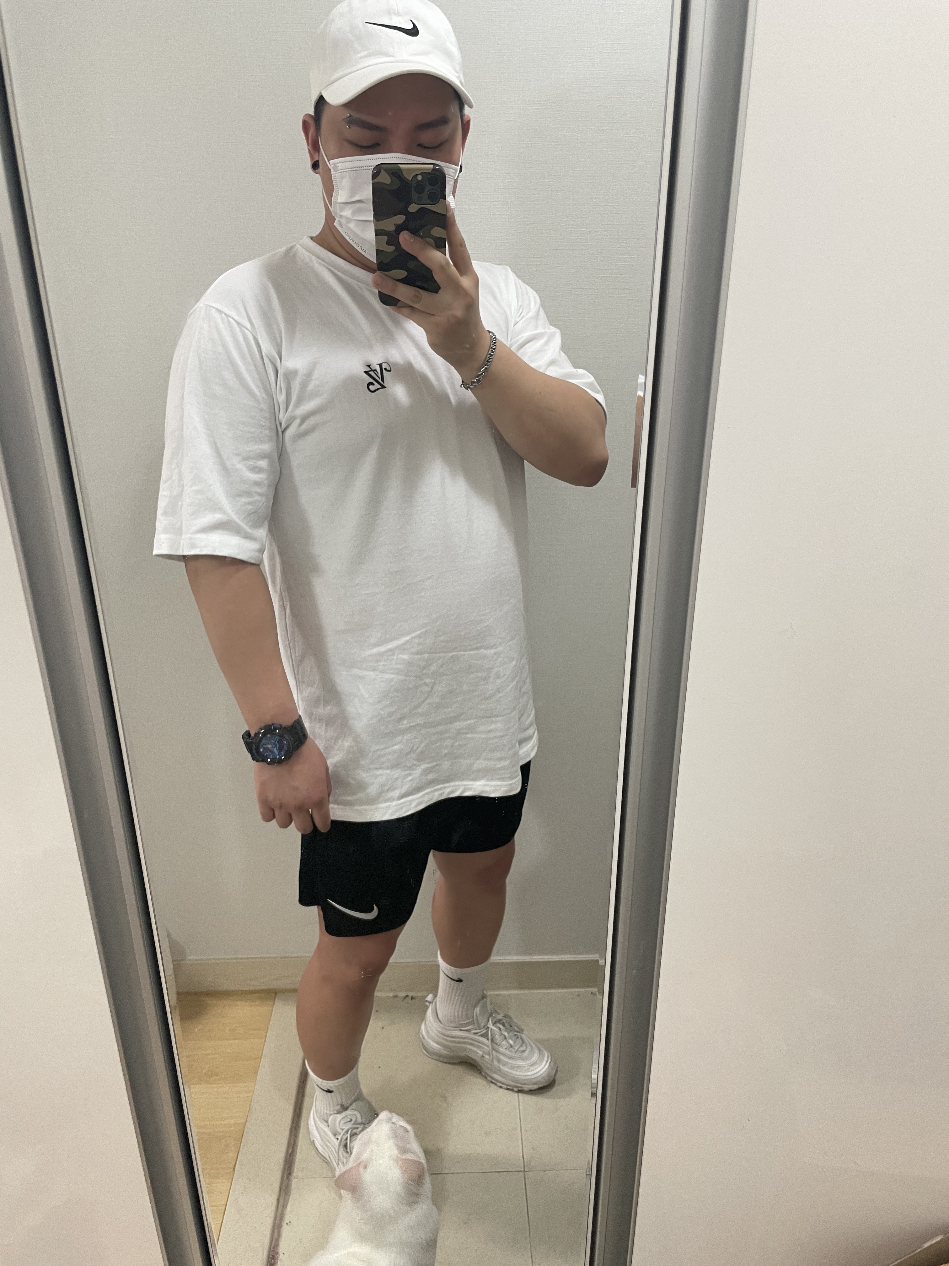 (W) Nike Air Max 97 White Pure Platinum 착용 스타일 - 1