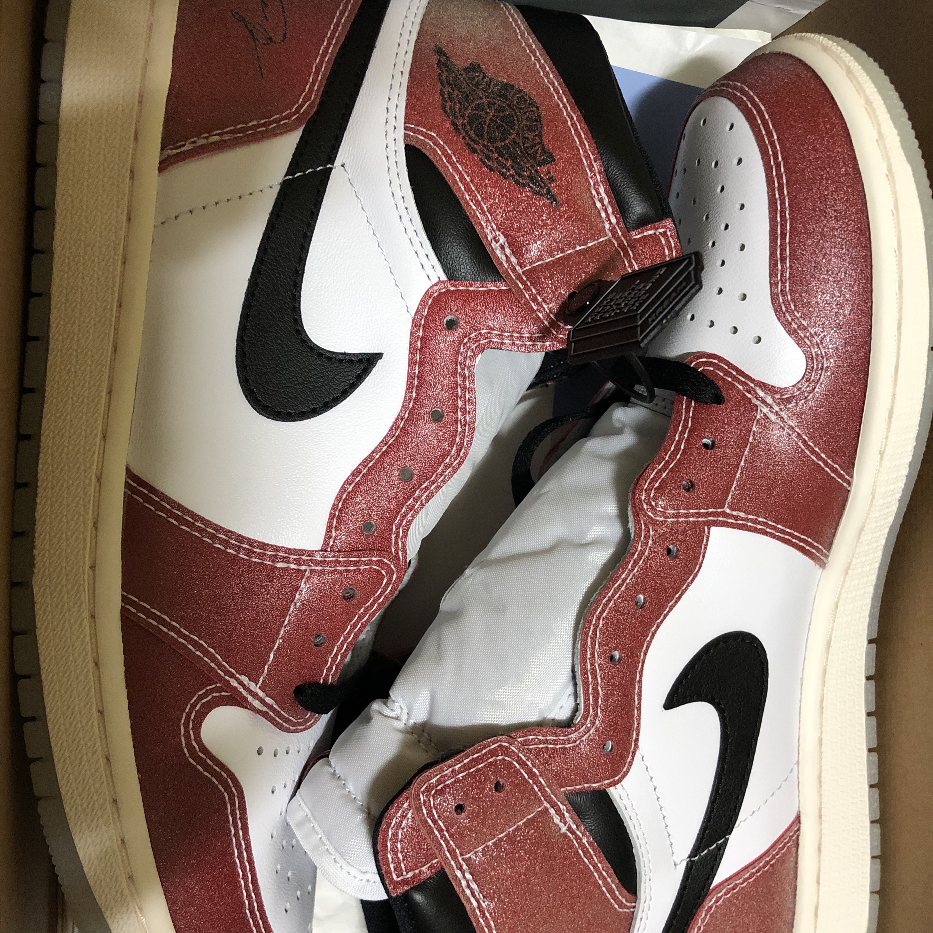 Jordan 1 x Trophy Room Retro High OG SP Chicago 착용 스타일