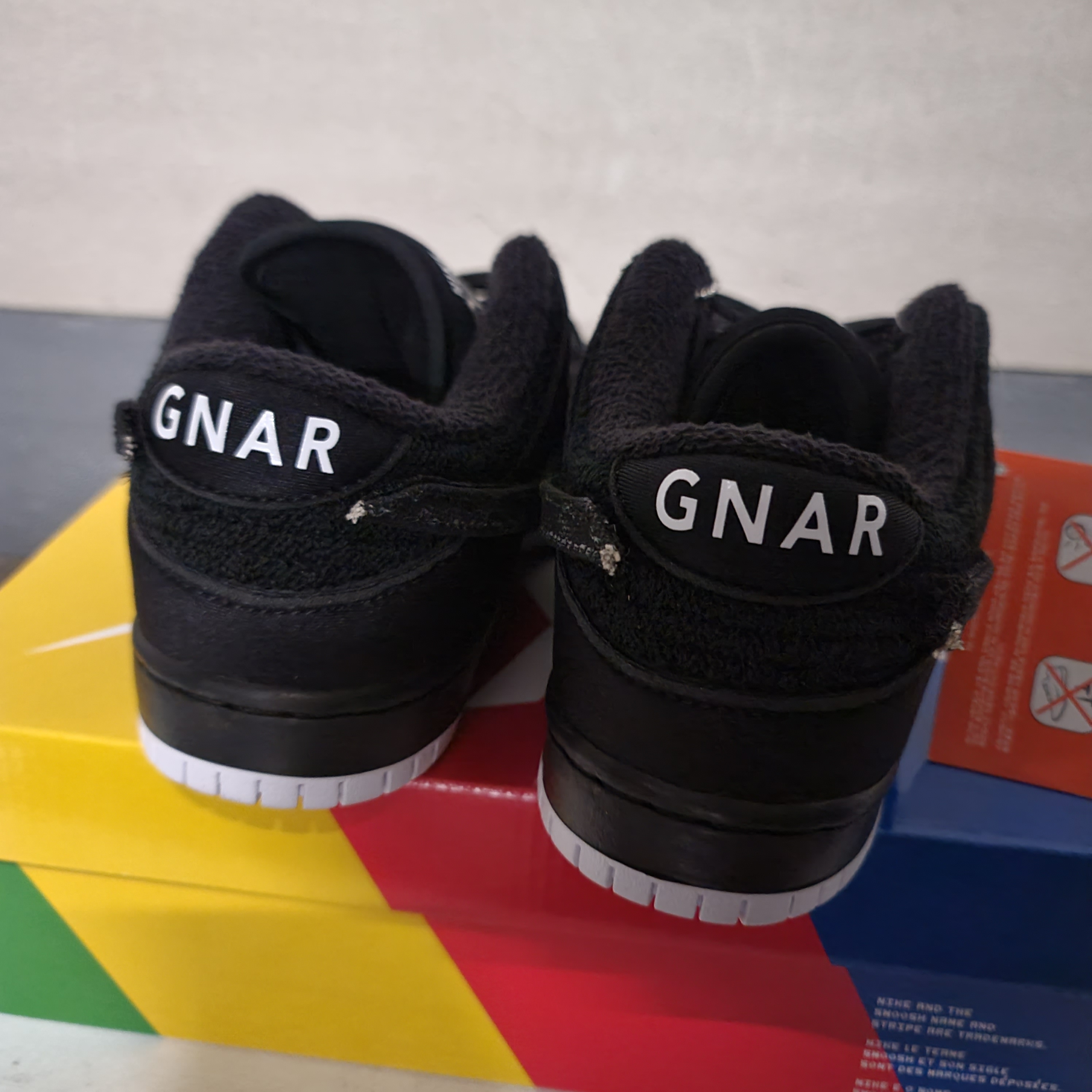 Nike x Gnarhunters SB Dunk Low Pro QS Black 착용 스타일 - 1