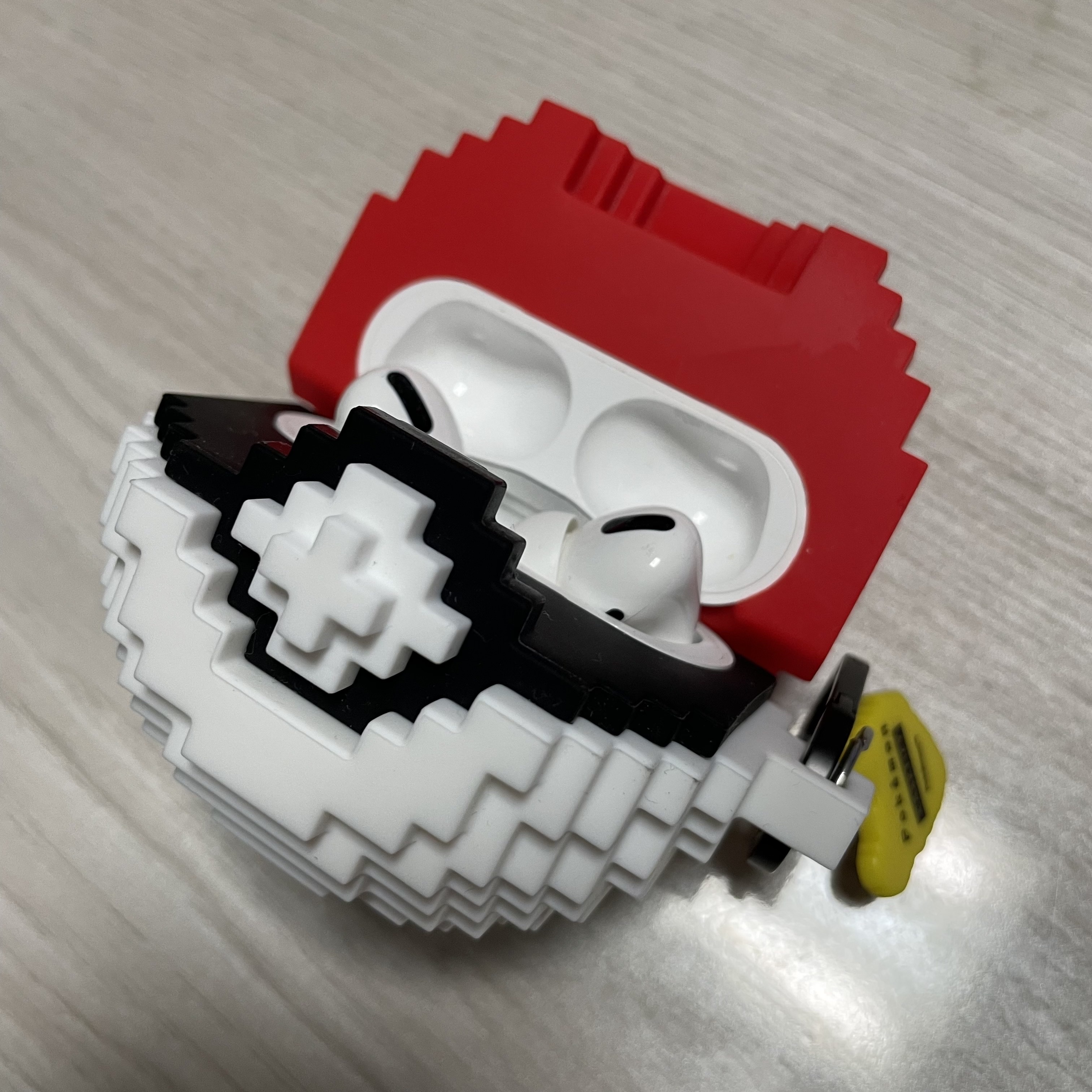 Casetify x Pokemon Pixel Poke Ball 3D AirPods Pro Case 착용 스타일 - 1