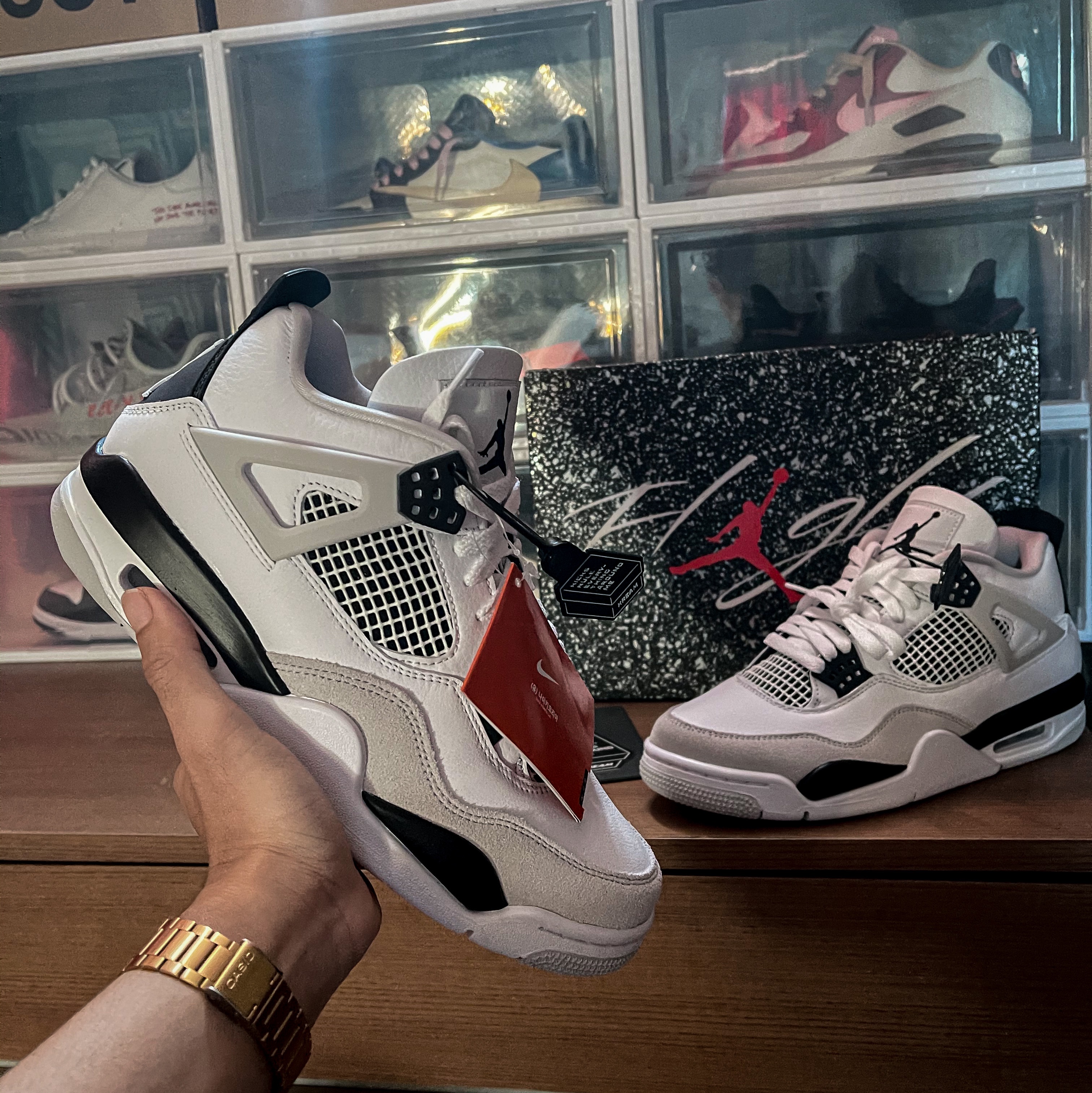 Jordan 4 Retro White and Black 착용 스타일