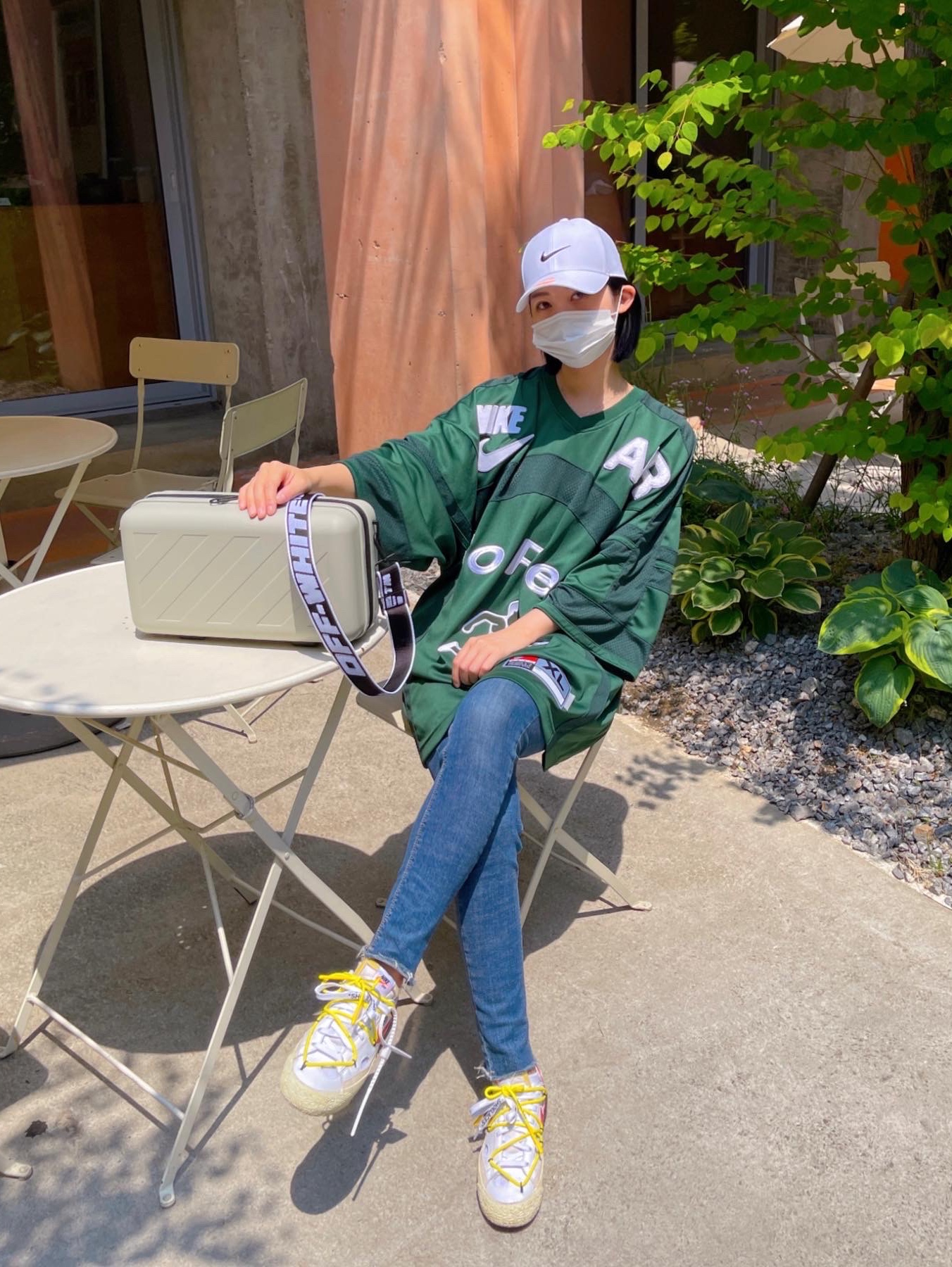 Off-White x Amore Pacific Protection Box (Without Cosmetics), Nike x Cactus Plant Flea Market S/S Jersey Green - US/EU 착용 스타일 - 2
