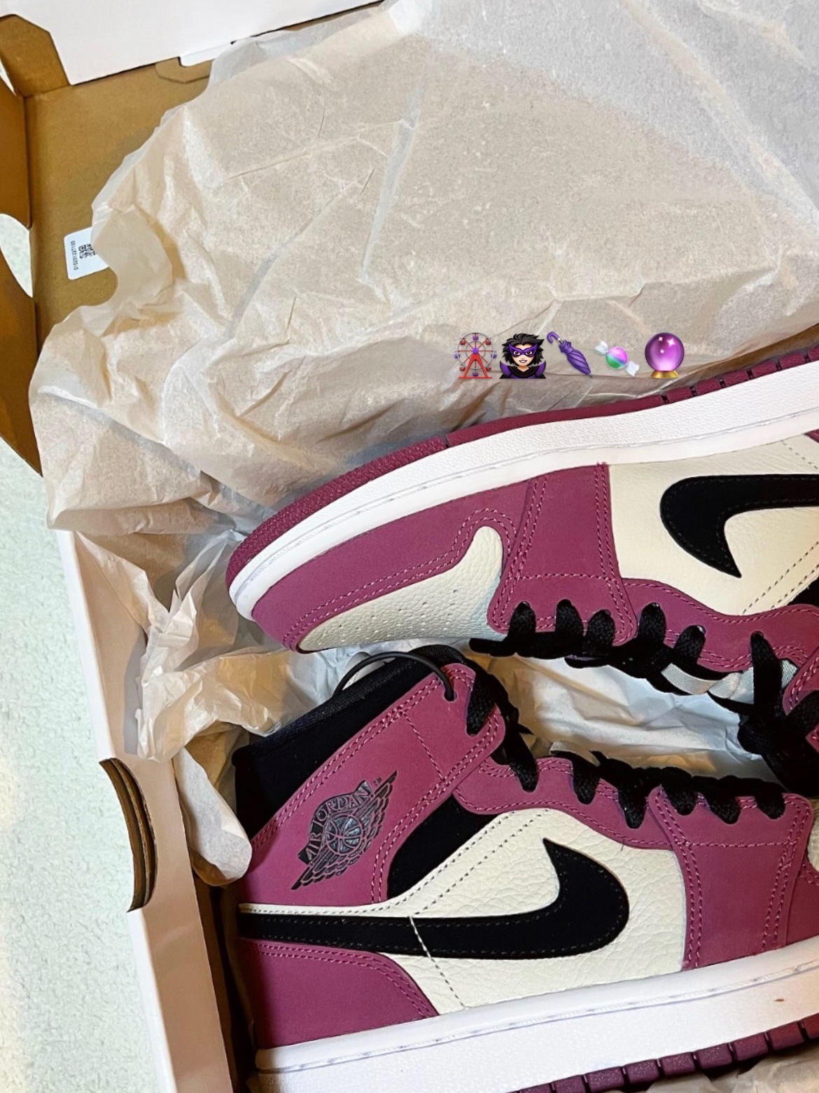 (W) Jordan 1 Mid SE Light Mulberry 착용 스타일