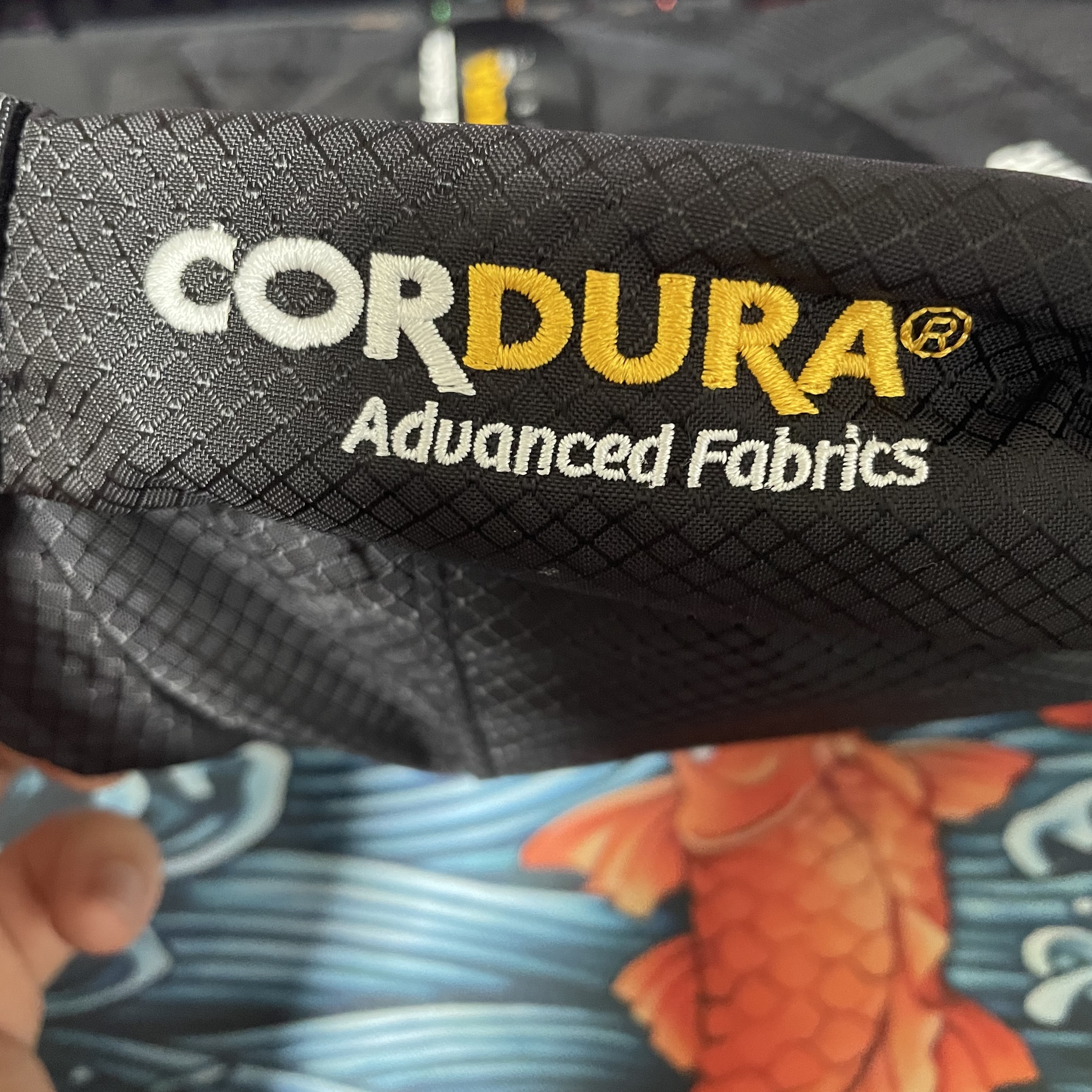 Supreme Small Messenger Bag Black - 22SS 착용 스타일 - 2