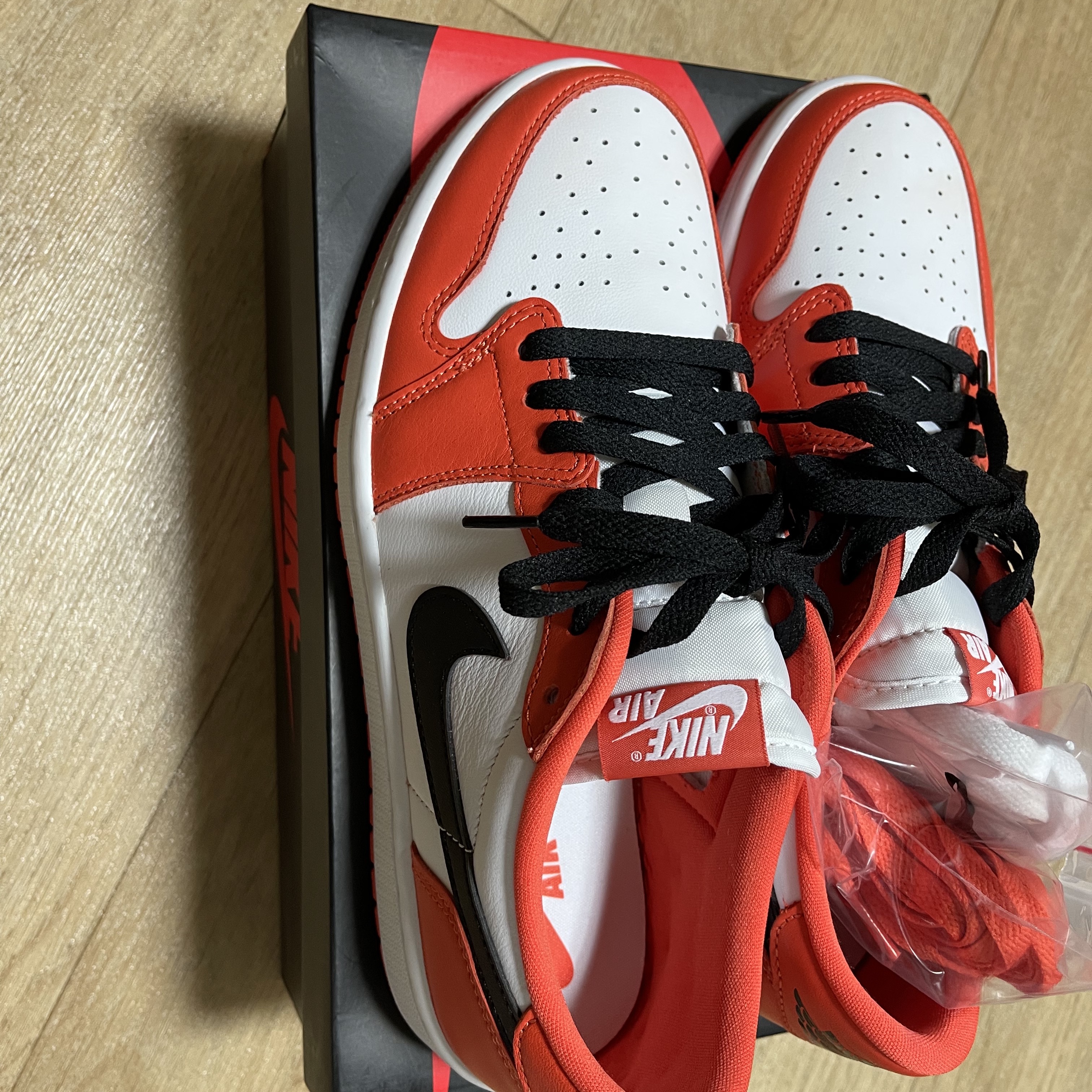 Jordan 1 Low OG Starfish, (W) Jordan 1 Low OG Starfish 착용 스타일 - 3