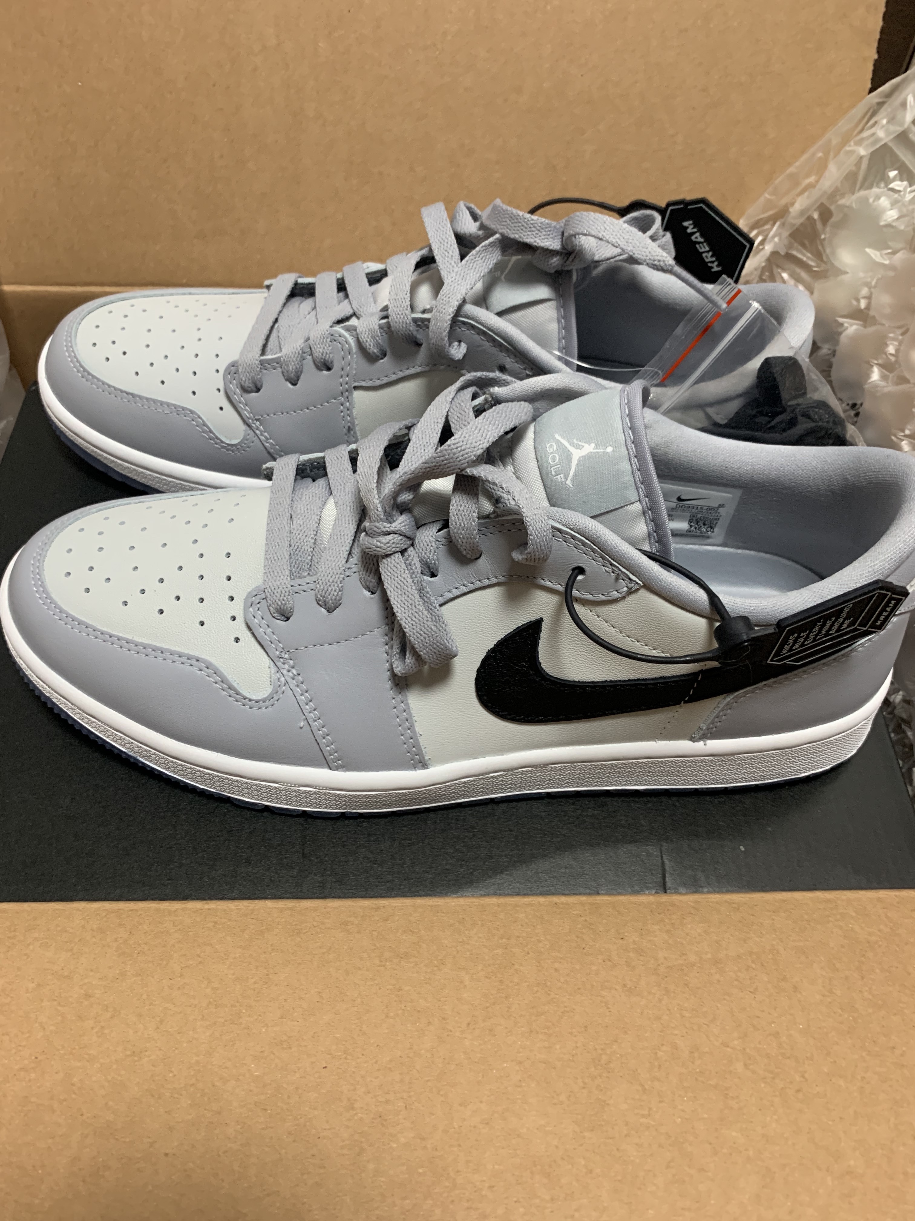 Jordan 1 Low Golf Wolf Grey 착용 스타일 - 3
