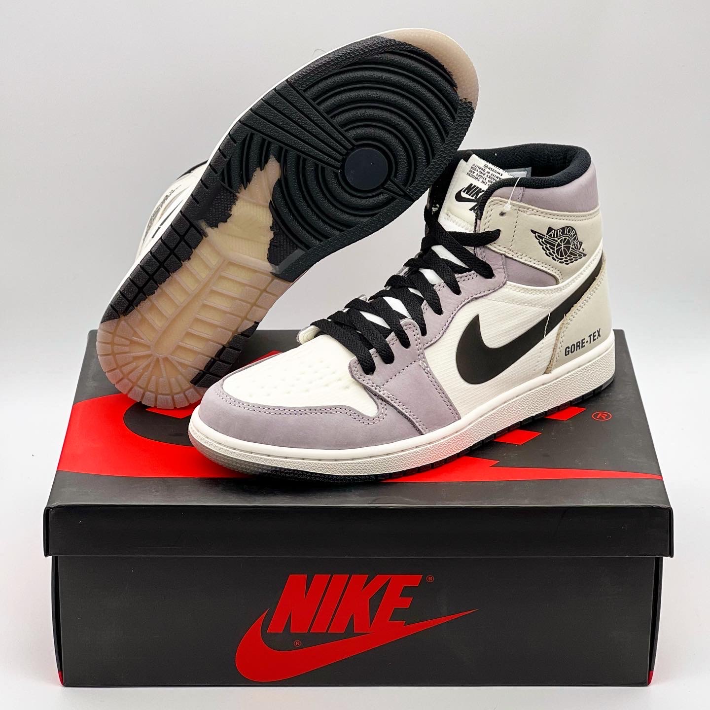 Jordan 1 Element Gore-Tex Sail 착용 스타일 - 1