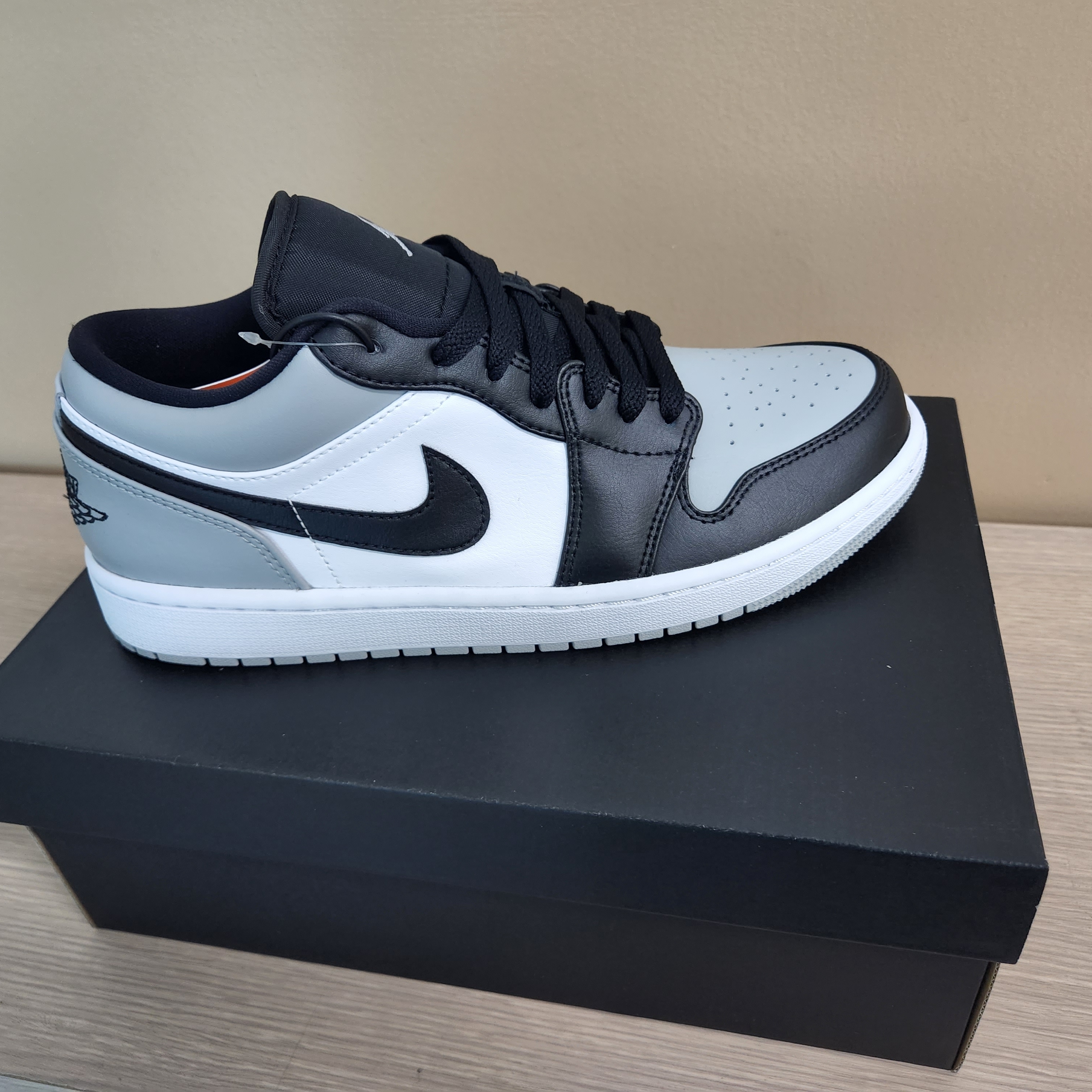 Jordan 1 Low Light Smoke Grey Black 착용 스타일