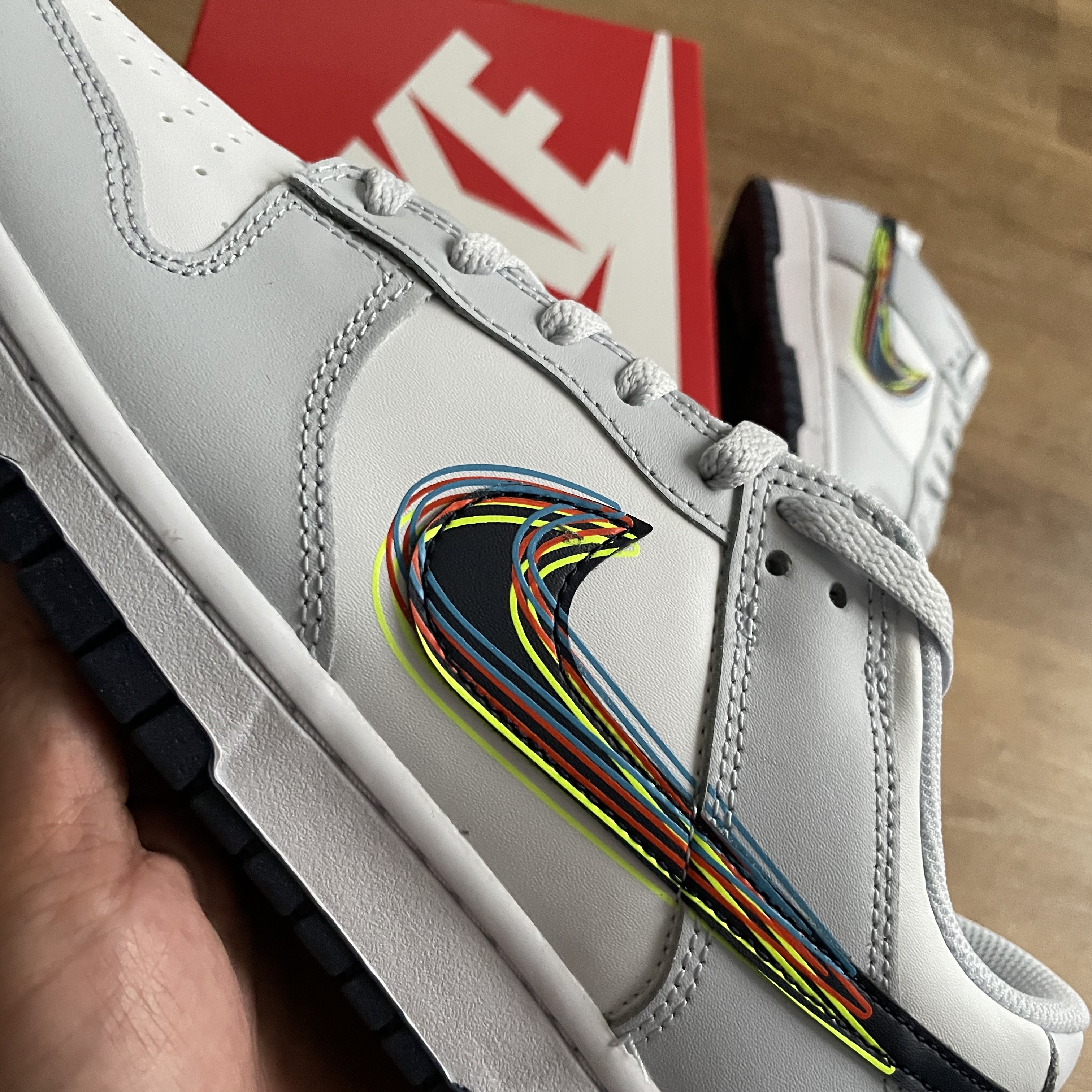 Nike Dunk Low 3D Swoosh White Grey 착용 스타일 - 1