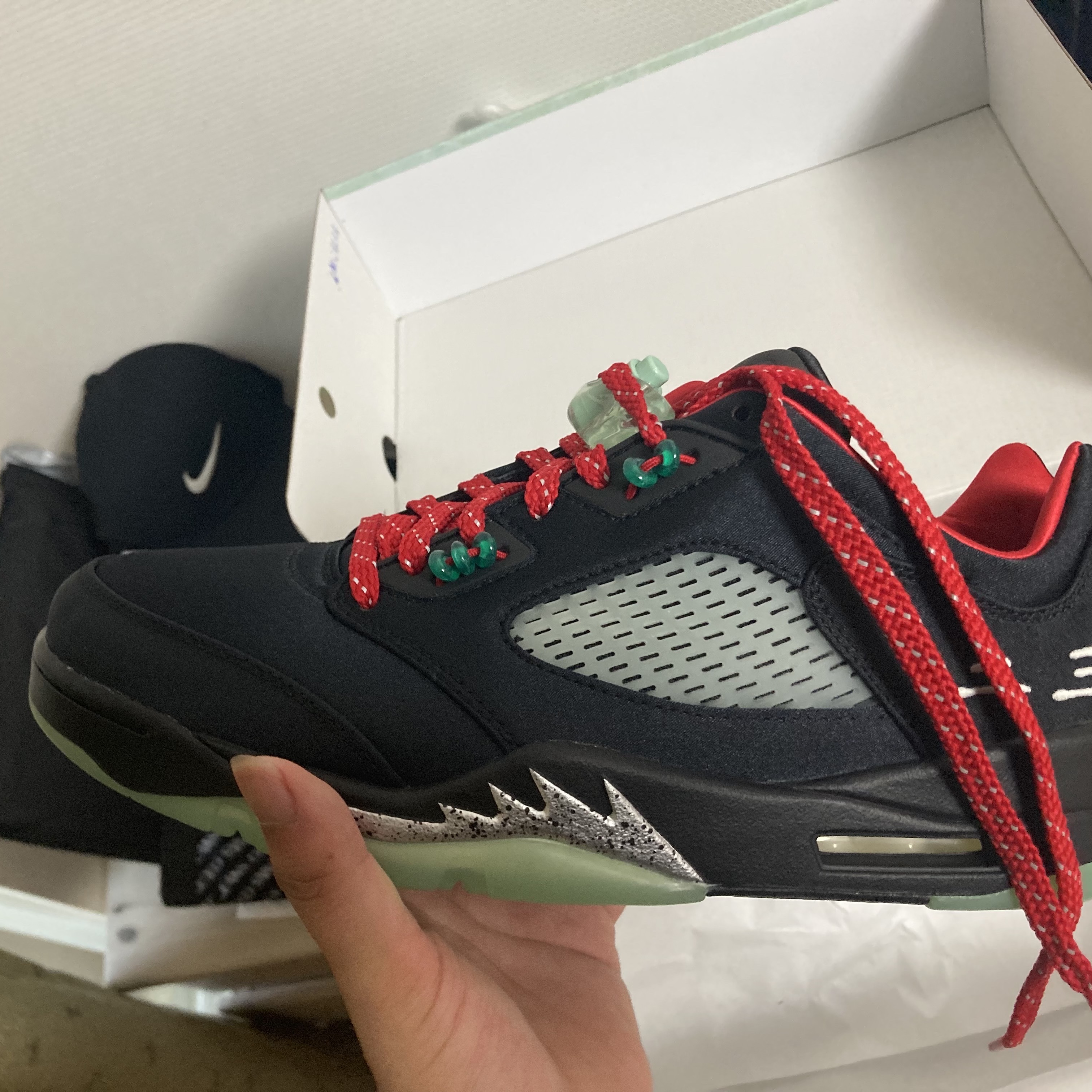 Jordan 5 x Clot Retro Low SP Anthracite 착용 스타일