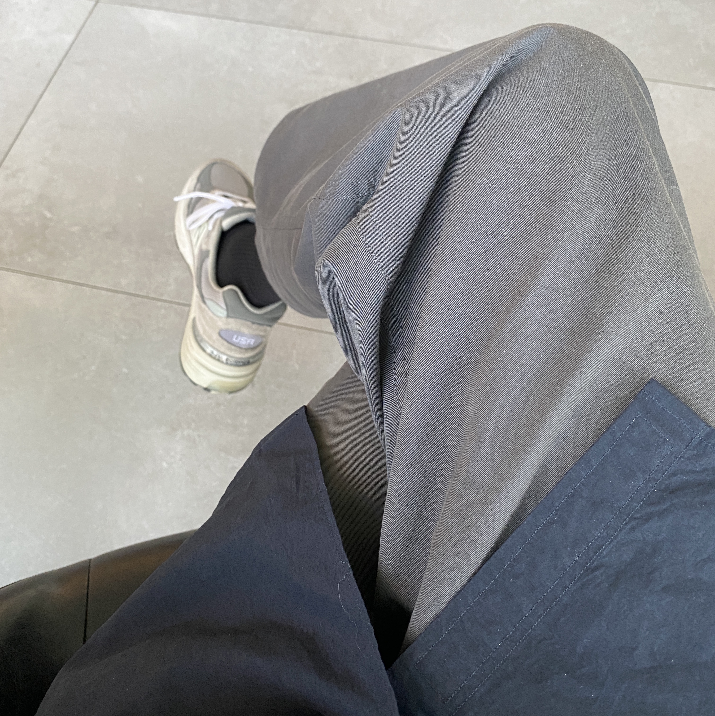 New Balance 992 Made in USA Grey - D Standard 착용 스타일 - 2