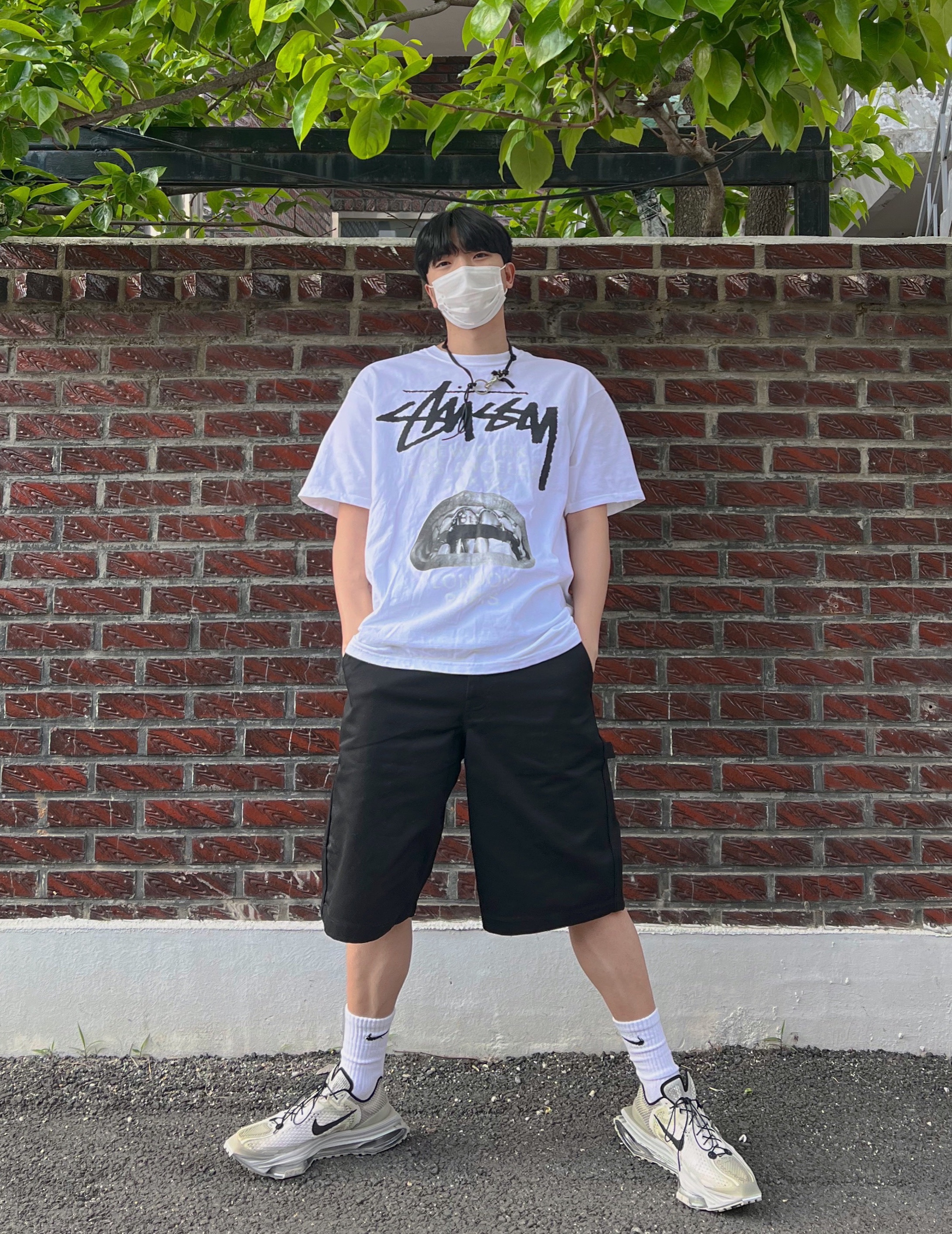 Stussy x Rick Owens 40 WT T-Shirt, Nike x Matthew M Williams Zoom 004 Stone 착용 스타일