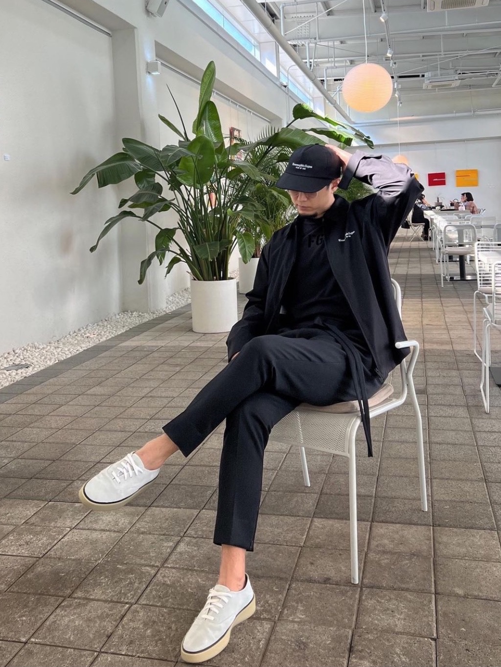Fear of God x Ermenegildo Zegna Cotton Blend Souvenir Jacket Black 착용 스타일