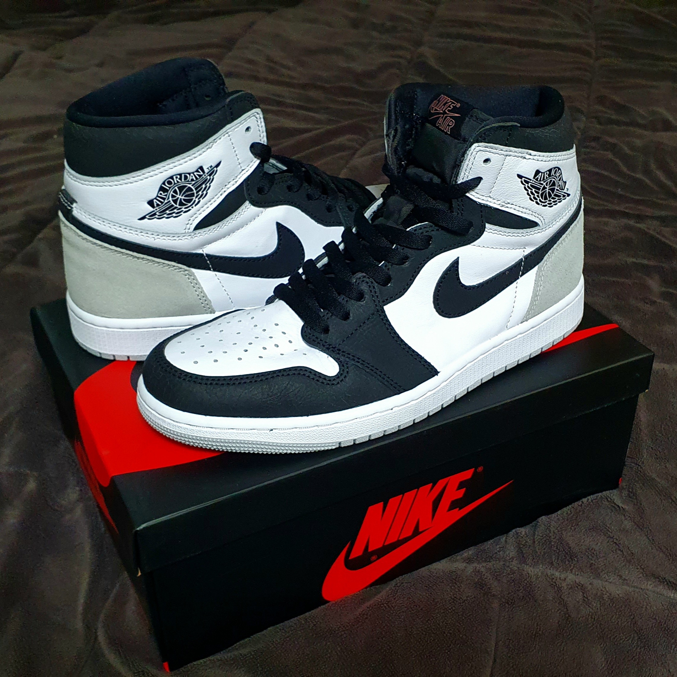 Jordan 1 Retro High OG Bleached Coral 착용 스타일 - 2
