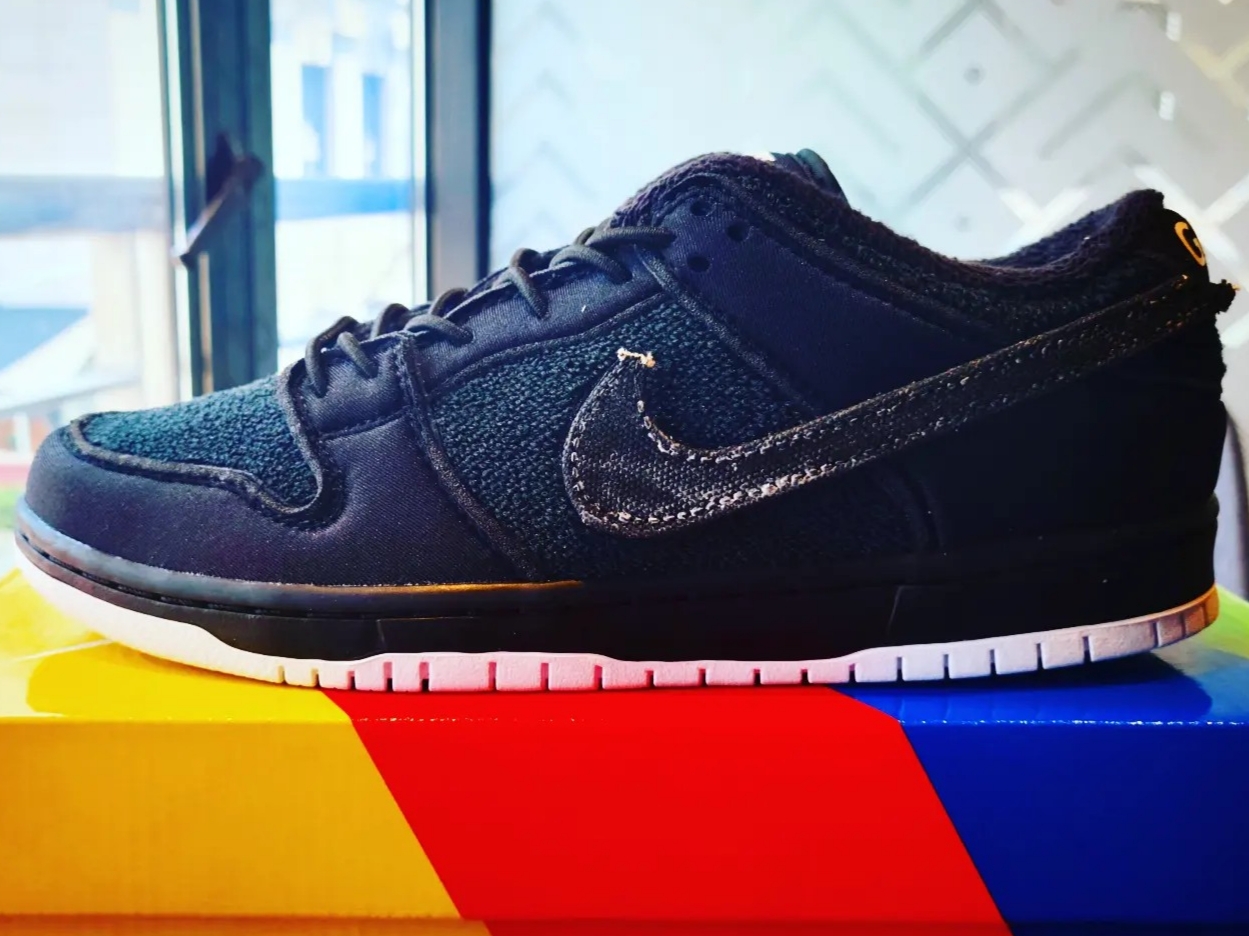 Nike x Gnarhunters SB Dunk Low Pro QS Black 착용 스타일 - 1