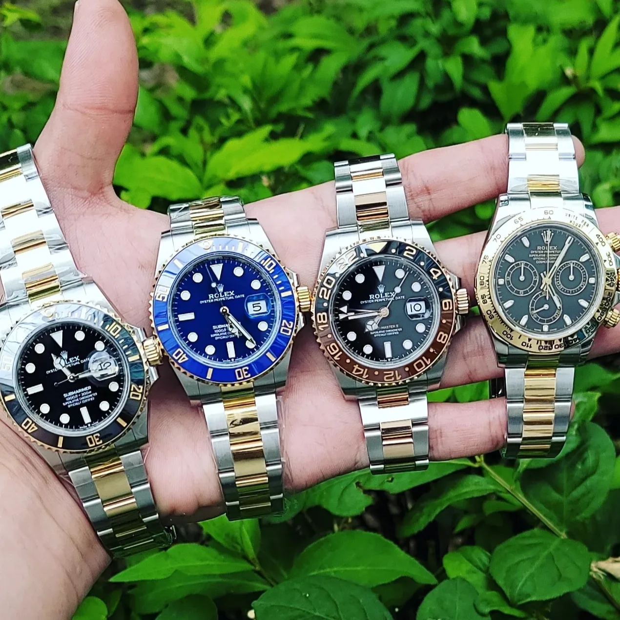 Rolex Submariner Date 41mm 126613LB Royal Blue Oyster, Rolex Cosmograph Daytona 40mm 116503 Black Oyster 착용 스타일 - 2