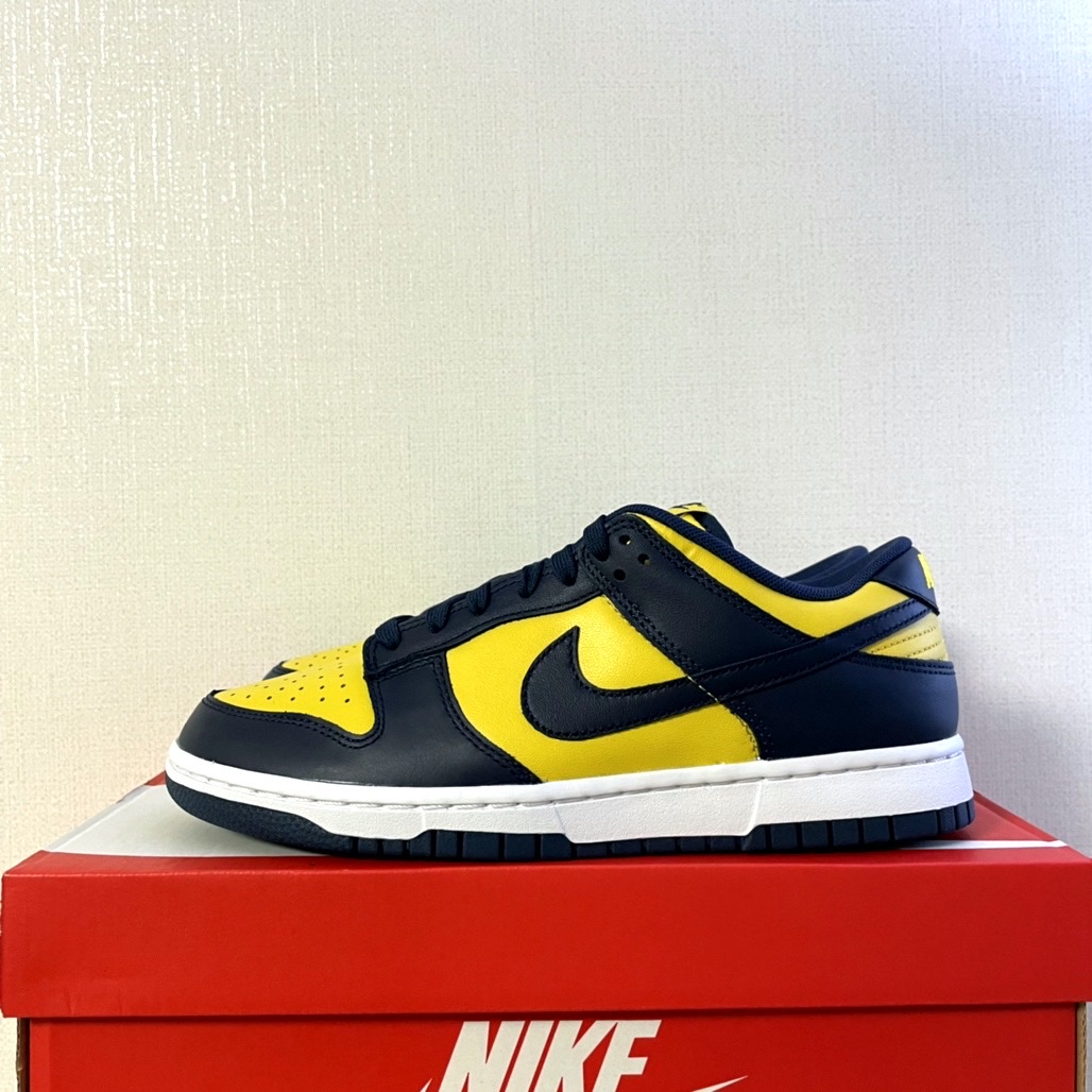 Nike Dunk Low Retro Varsity Maize 착용 스타일