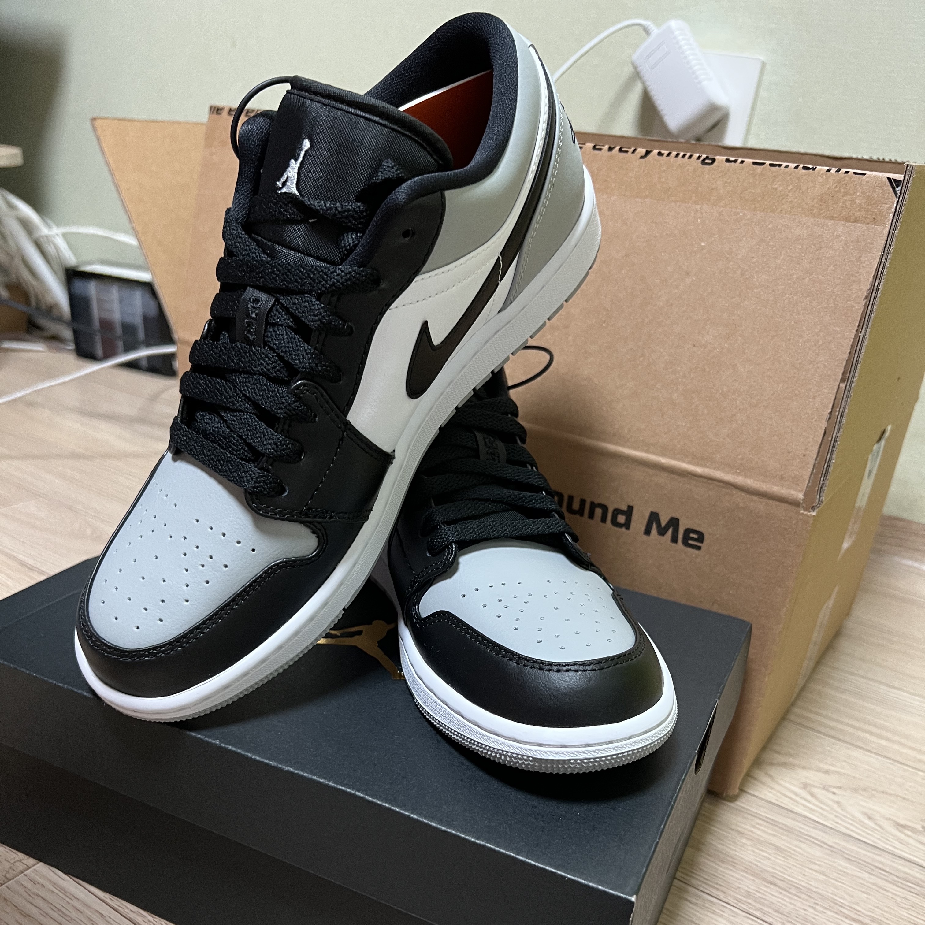 Jordan 1 Low Light Smoke Grey Black 착용 스타일 - 2