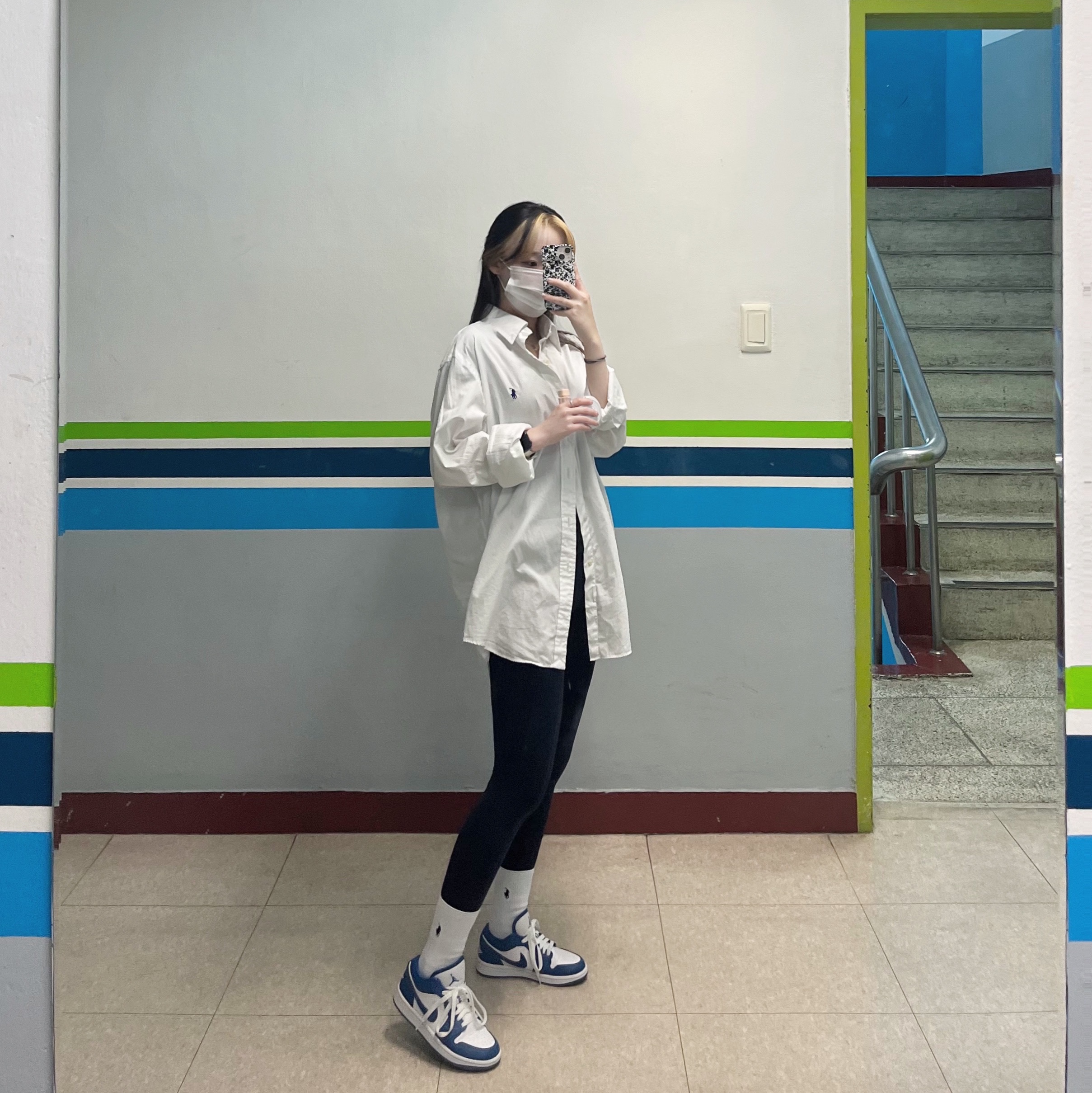 (W) Jordan 1 Low White Dark Marina Blue 착용 스타일