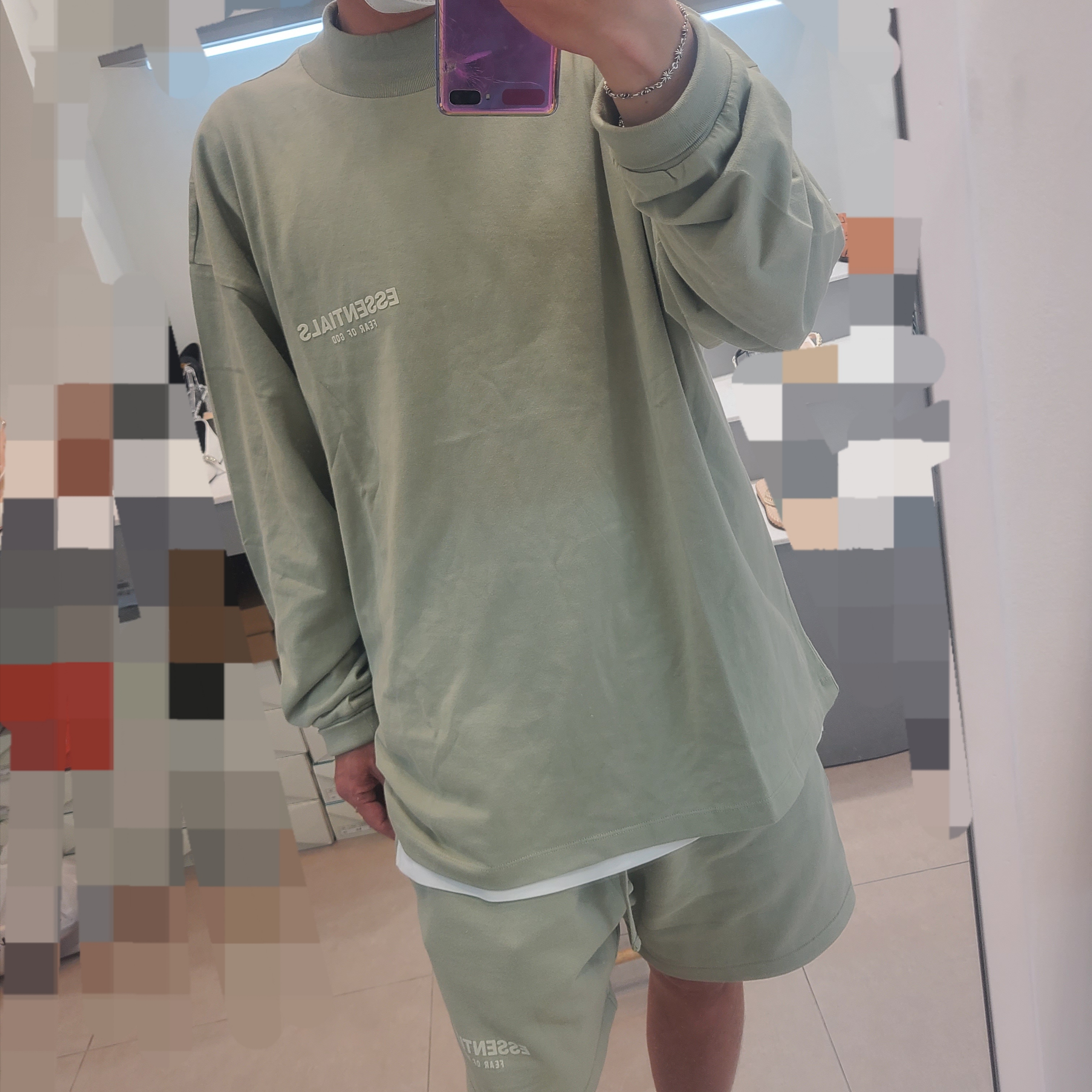 Essentials Shorts Seafoam - 22SS, Essentials Long Sleeve T-Shirt Seafoam - 22SS 착용 스타일 - 1