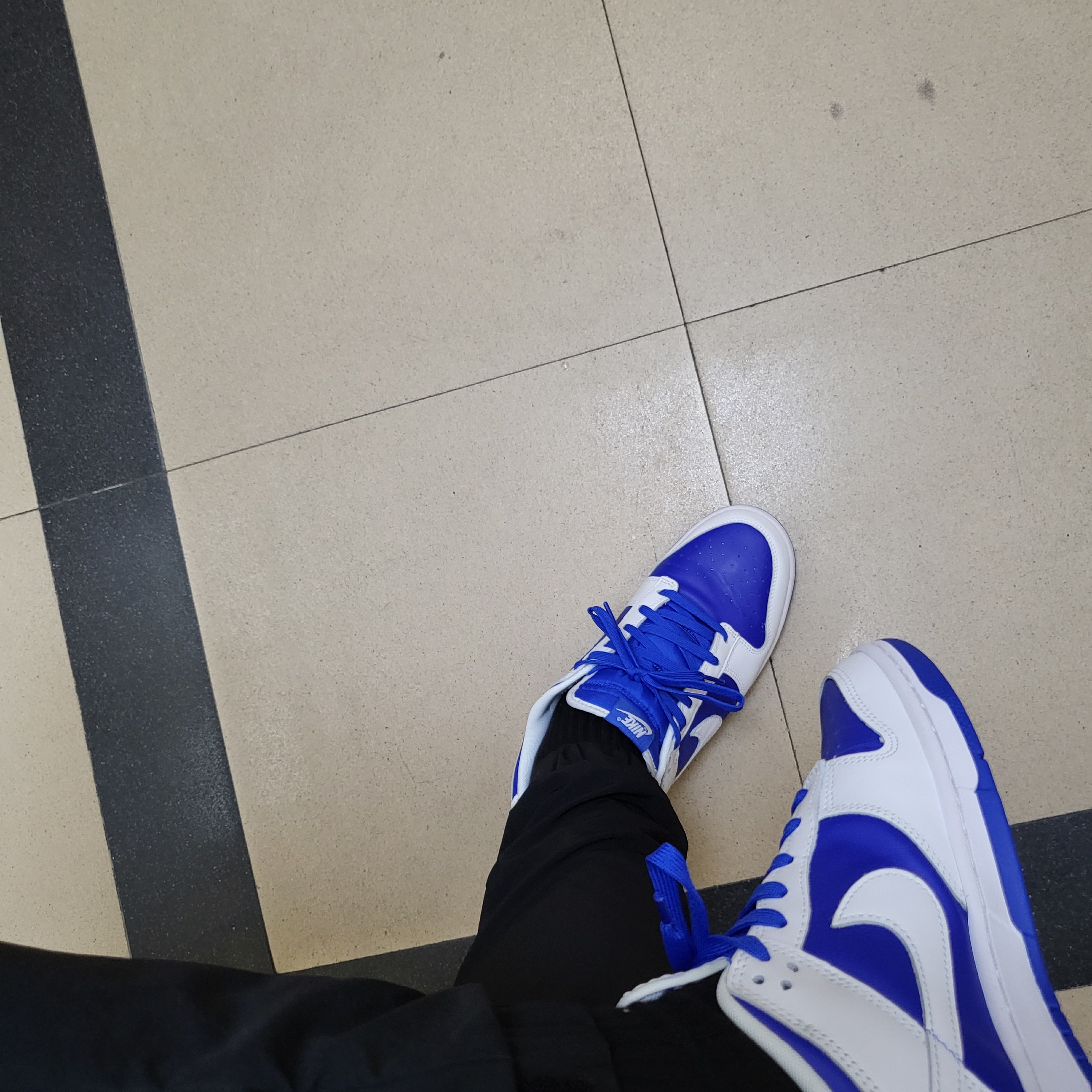 Nike Dunk Low Retro Racer Blue and White 착용 스타일