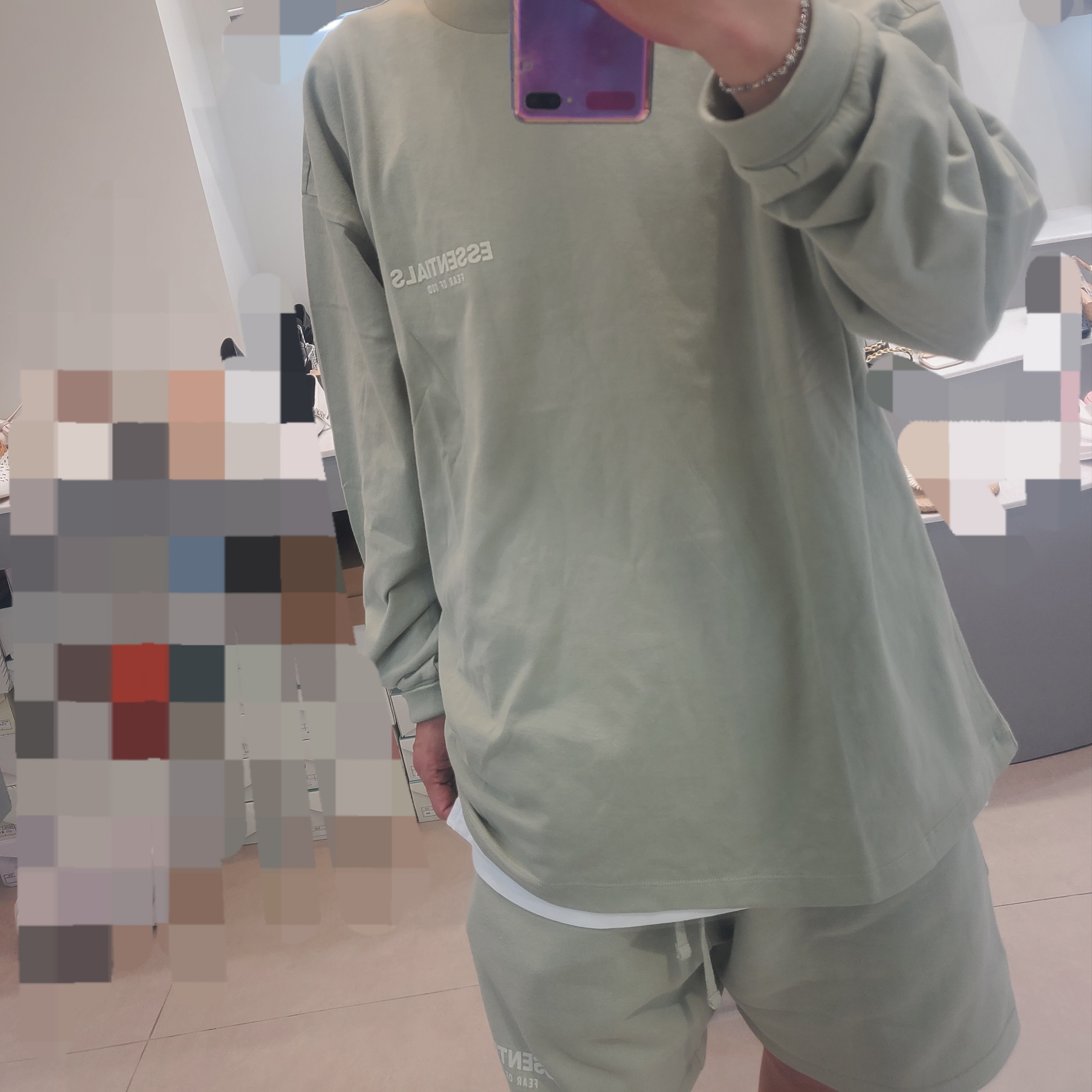 Essentials Shorts Seafoam - 22SS, Essentials Long Sleeve T-Shirt Seafoam - 22SS 착용 스타일 - 3