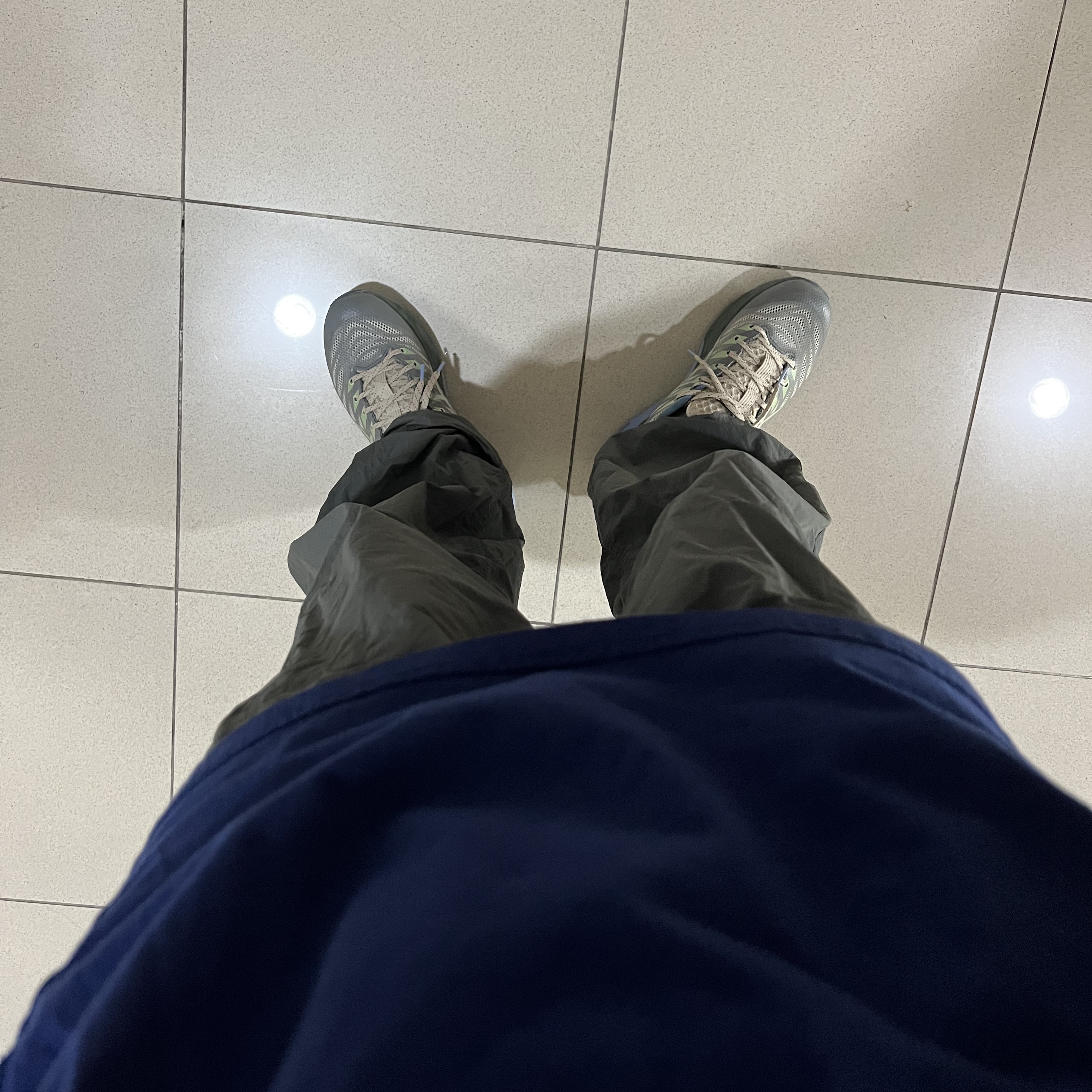 (W) Asics FN3-S Gel-Kayano 28 Gargoyle Fog 착용 스타일