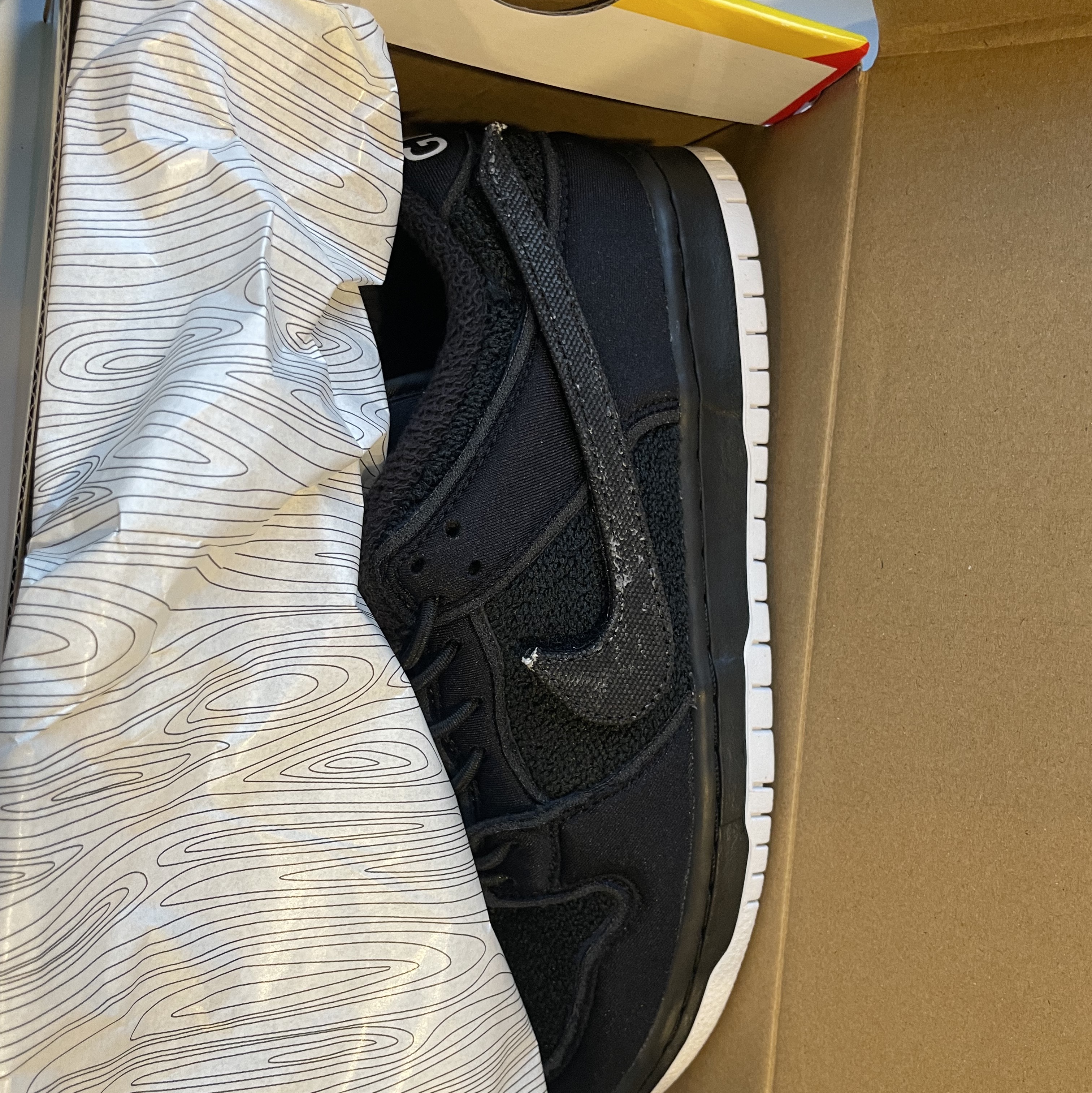 Nike x Gnarhunters SB Dunk Low Pro QS Black 착용 스타일 - 2