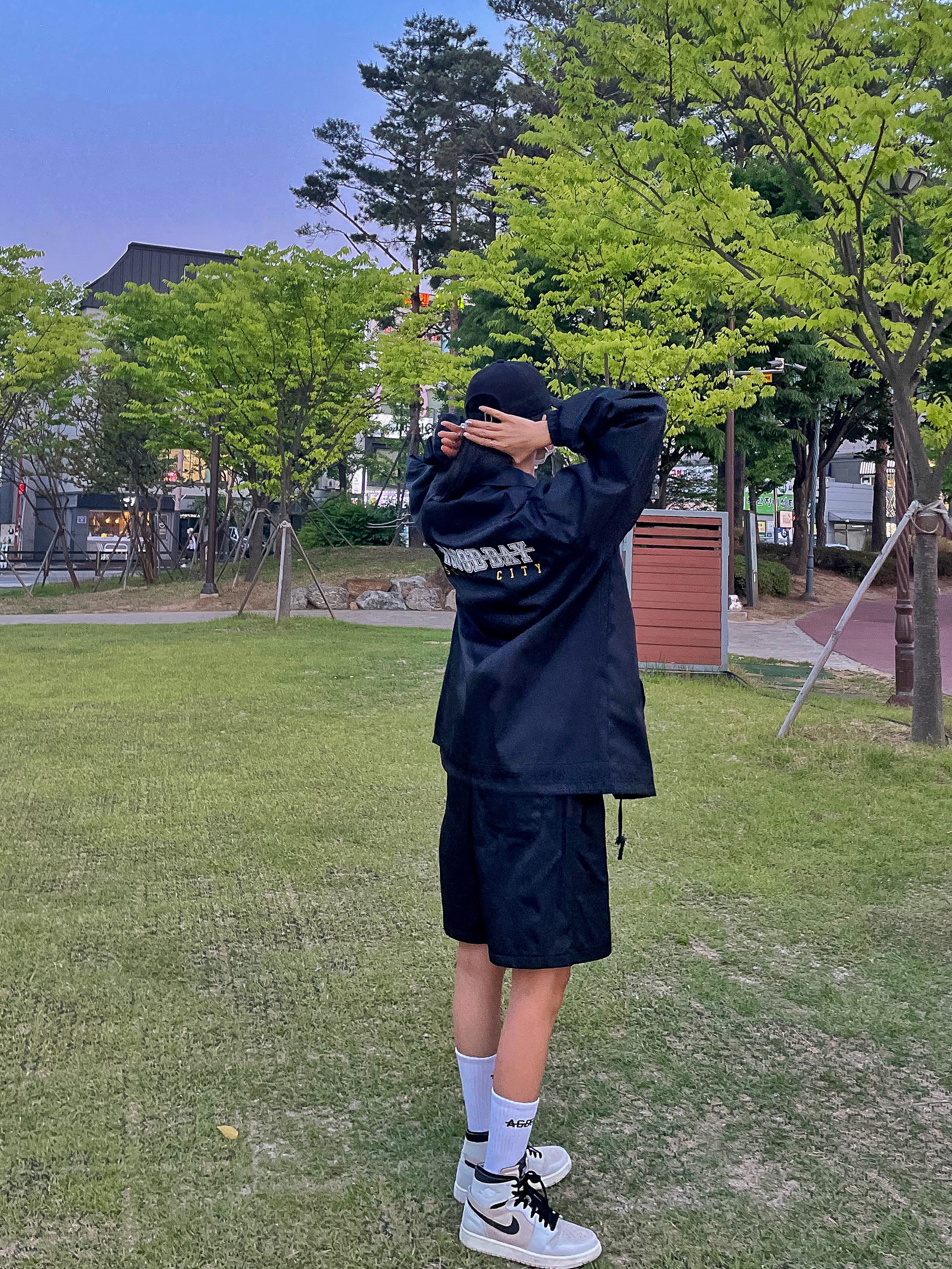 (W) Jordan 1 Zoom Air CMFT Summit Sail 착용 스타일 - 4