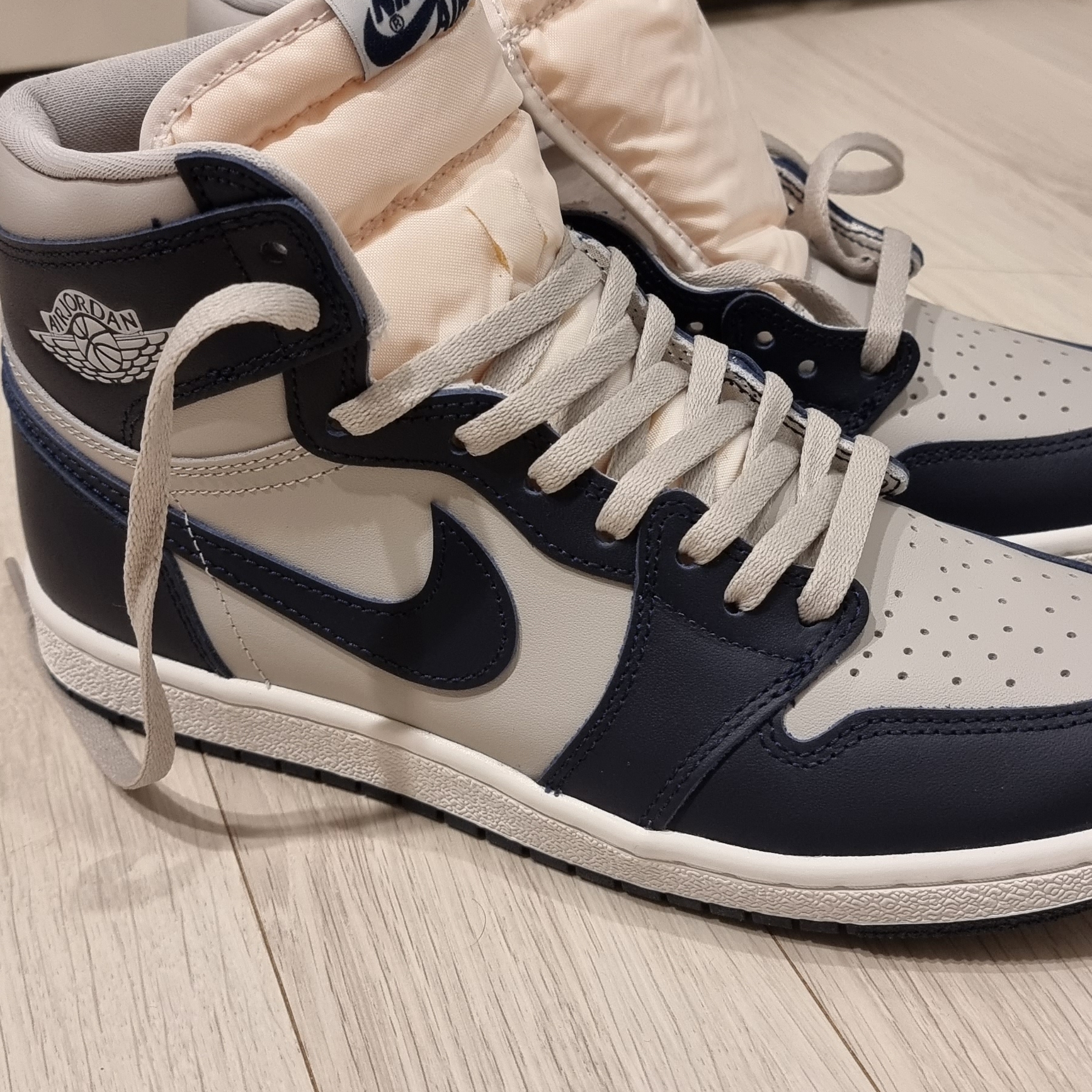 Jordan 1 High 85 College Navy 착용 스타일 - 2