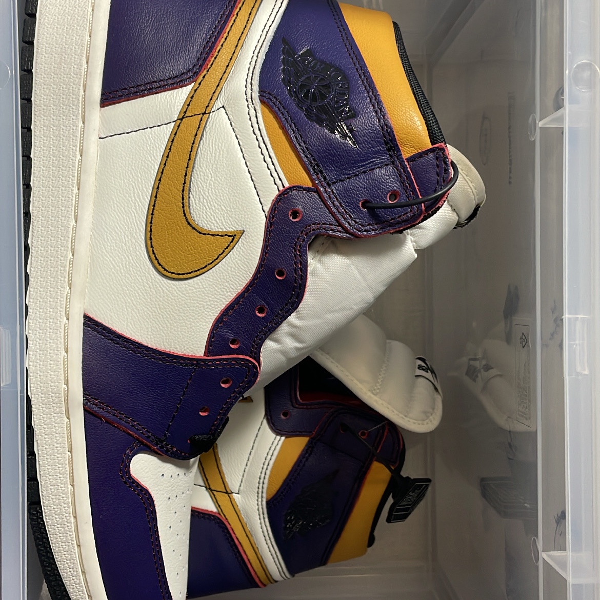Jordan 1 Retro High OG Defiant SB LA to Chicago, Nike Dunk Low Retro Black 착용 스타일 - 1