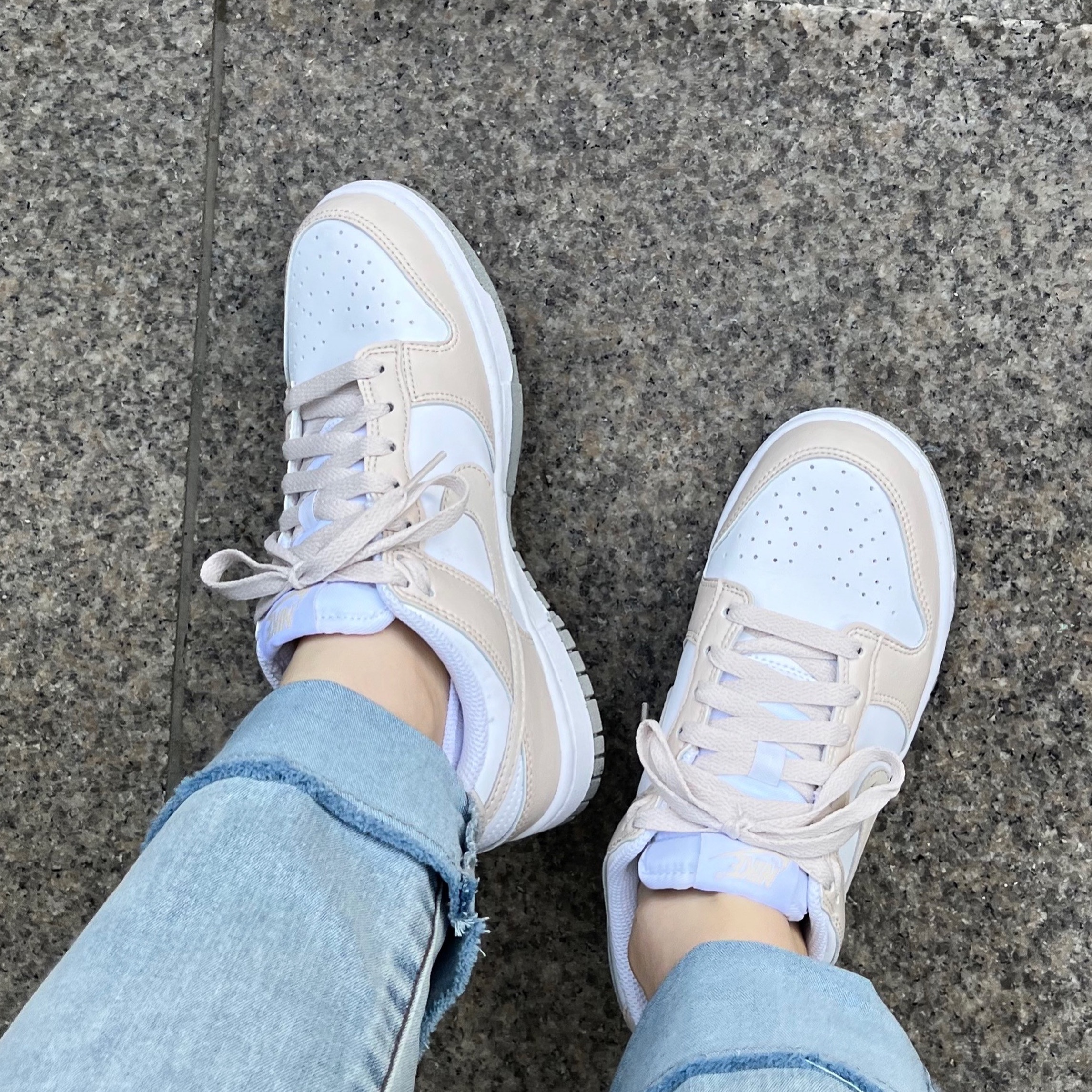 (W) Nike Dunk Low Next Nature Light Orewood Brown 착용 스타일