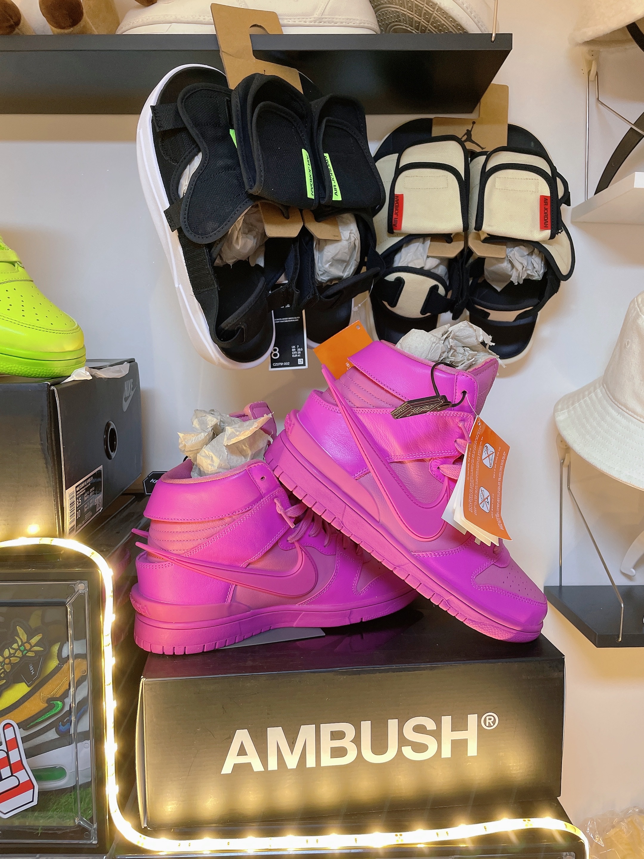 Nike x Ambush Dunk High Flash Lime 착용 스타일 - 2