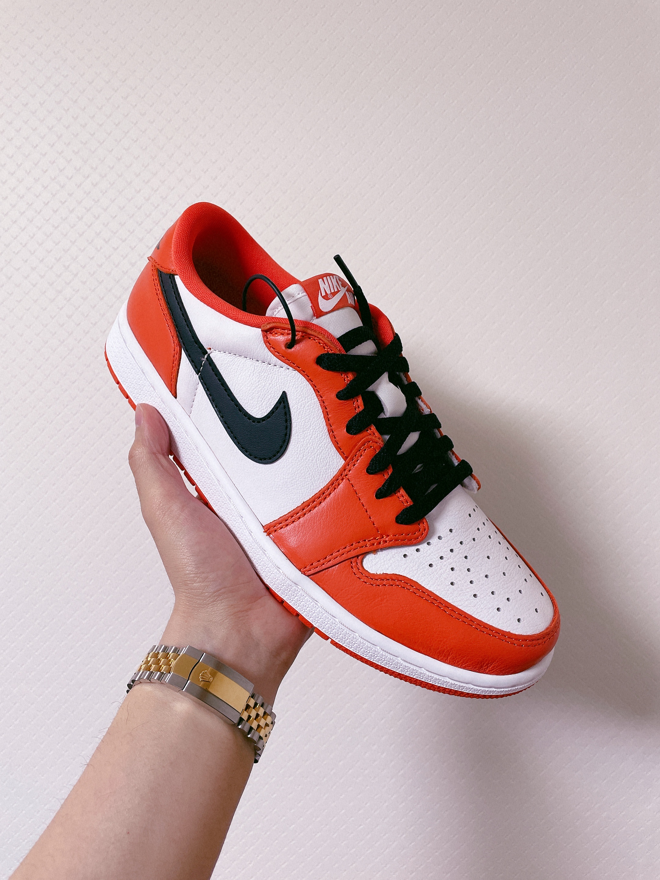 Jordan 1 Low OG Starfish, (W) Jordan 1 Low OG Starfish 착용 스타일 - 1