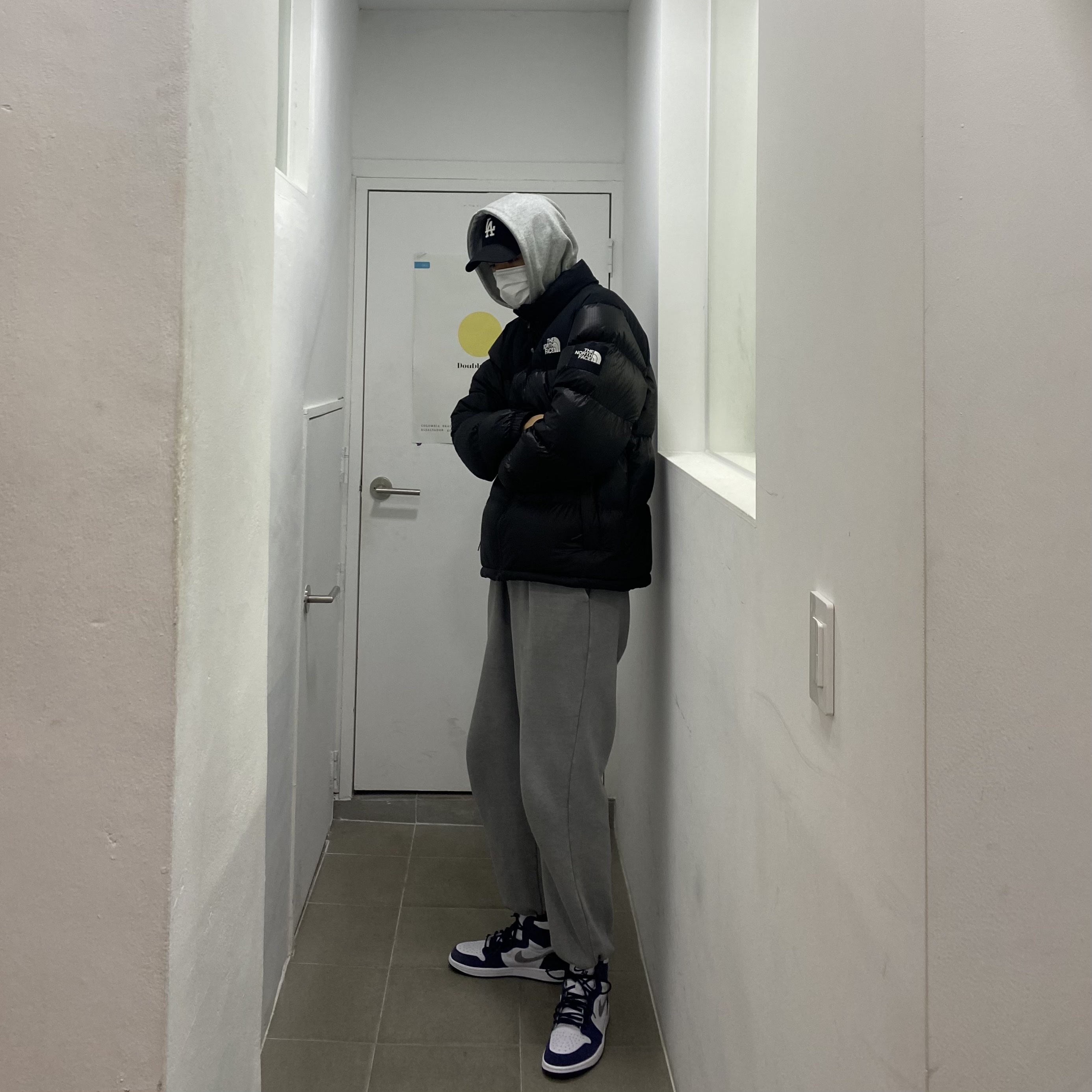 Jordan 1 Retro High OG CO.JP Midnight Navy 착용 스타일 - 2