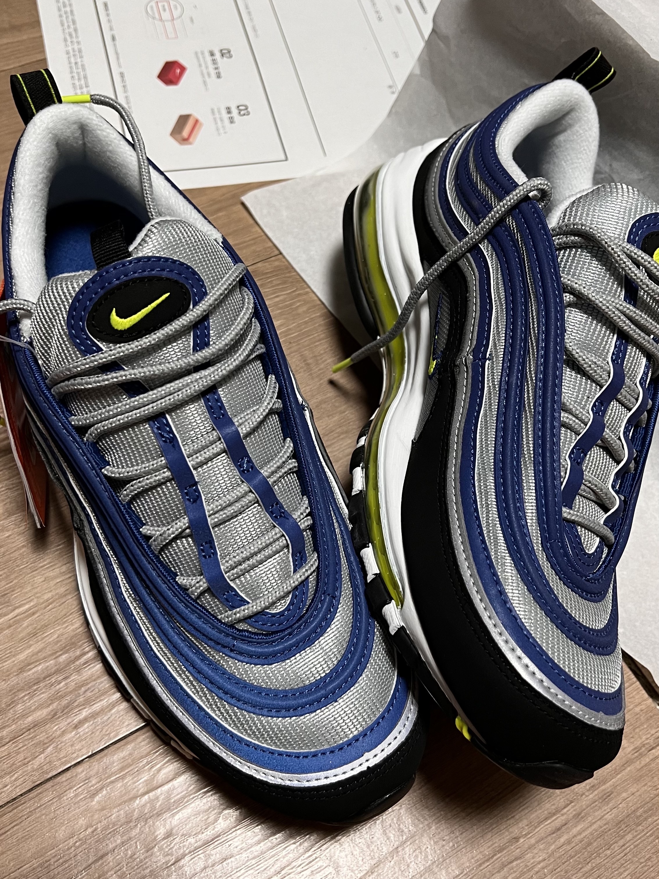 Nike Air Max 97 OG Atlantic Blue and Voltage Yellow 착용 스타일