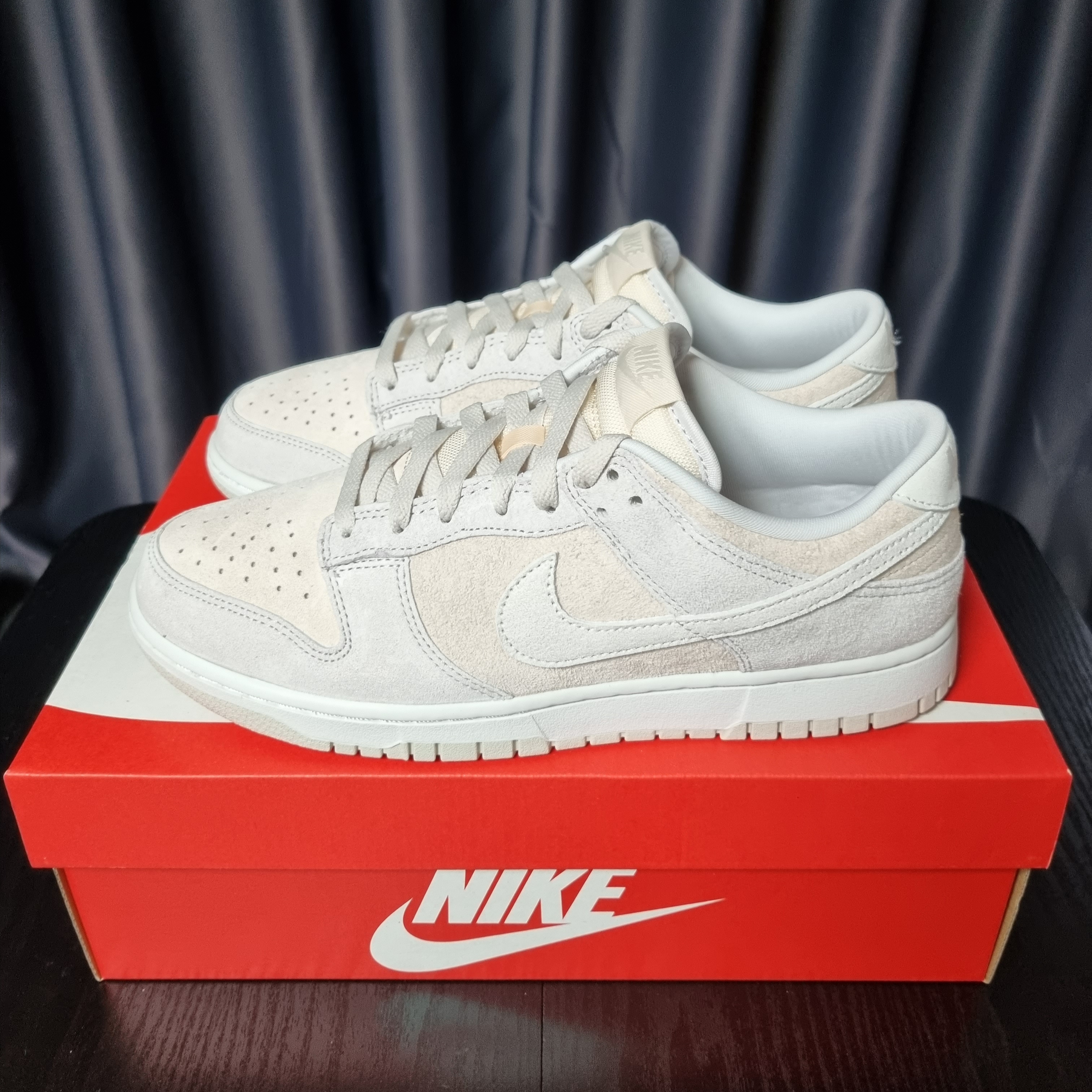 Nike Dunk Low Retro PRM Vast Grey 착용 스타일