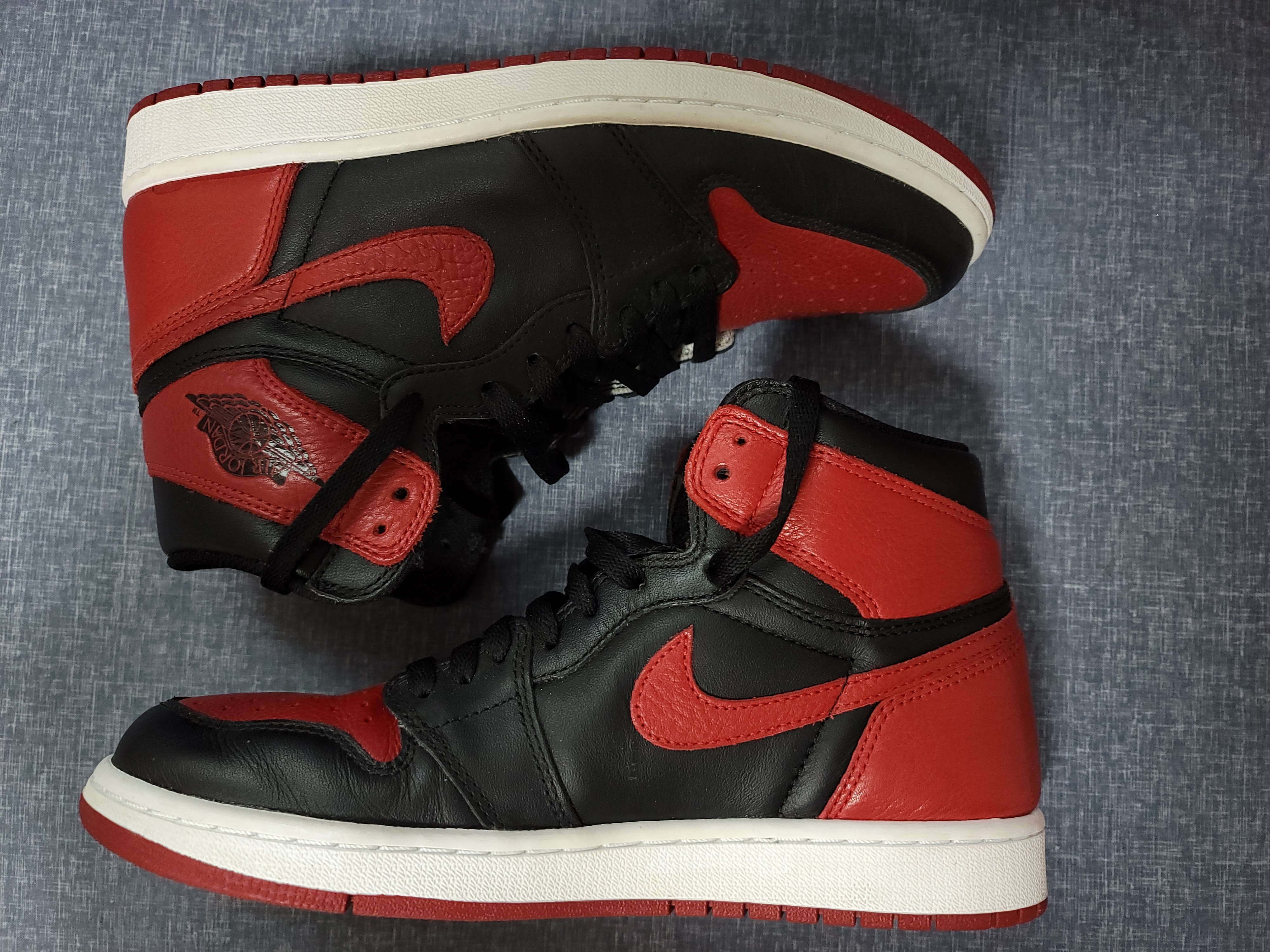 Jordan 1 Retro High OG Bred Banned 2016 착용 스타일 - 1