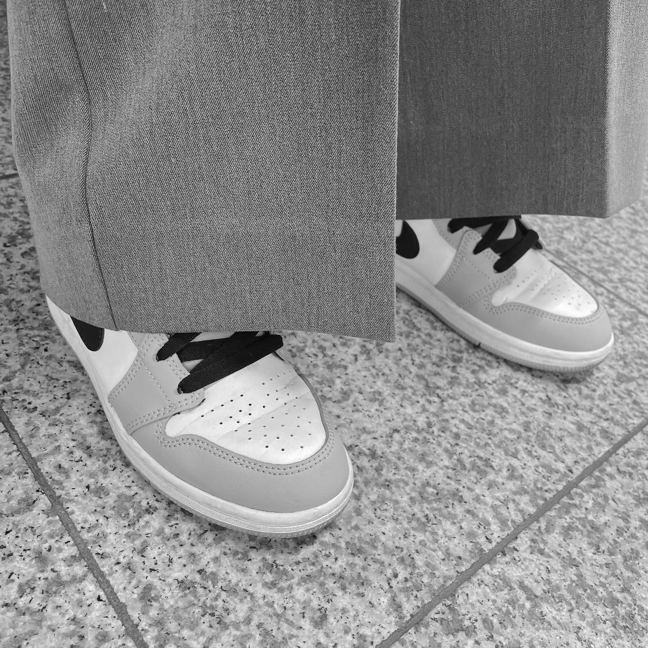 (PS) Jordan 1 Mid Light Smoke Grey 착용 스타일
