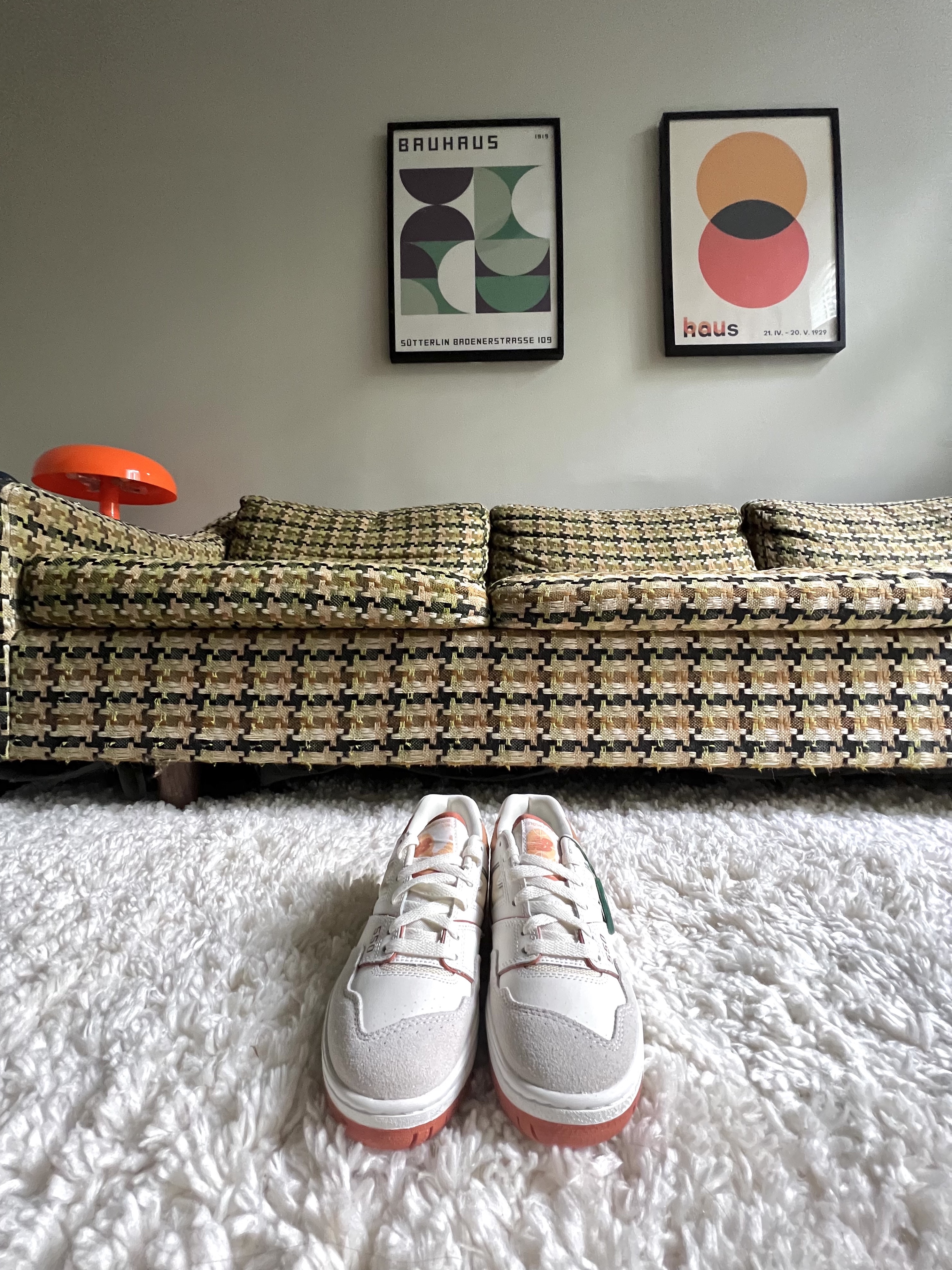 (W) New Balance 550 White Au Lait - B Standard 착용 스타일 - 2