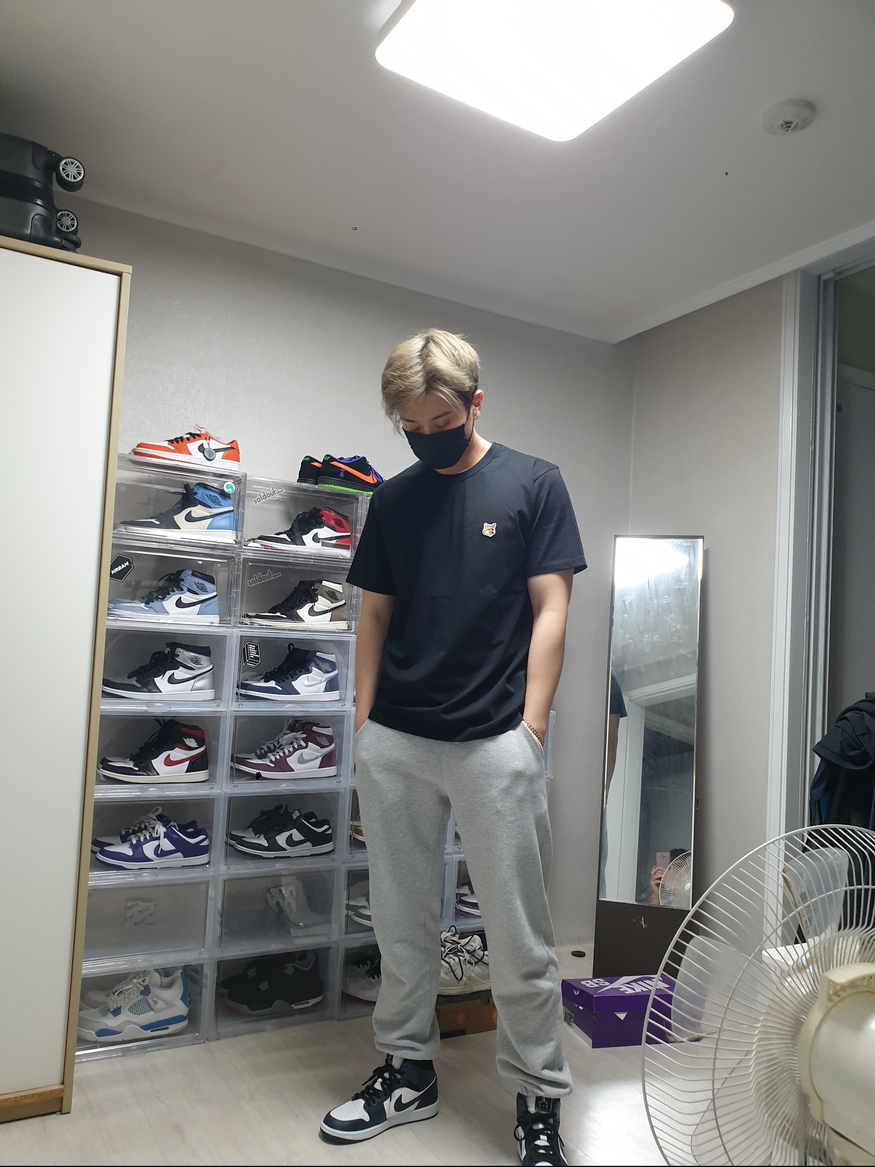 Maison Kitsune Fox Head Patch Classic T-Shirt Black, Jordan 1 Mid Dark Teal 착용 스타일