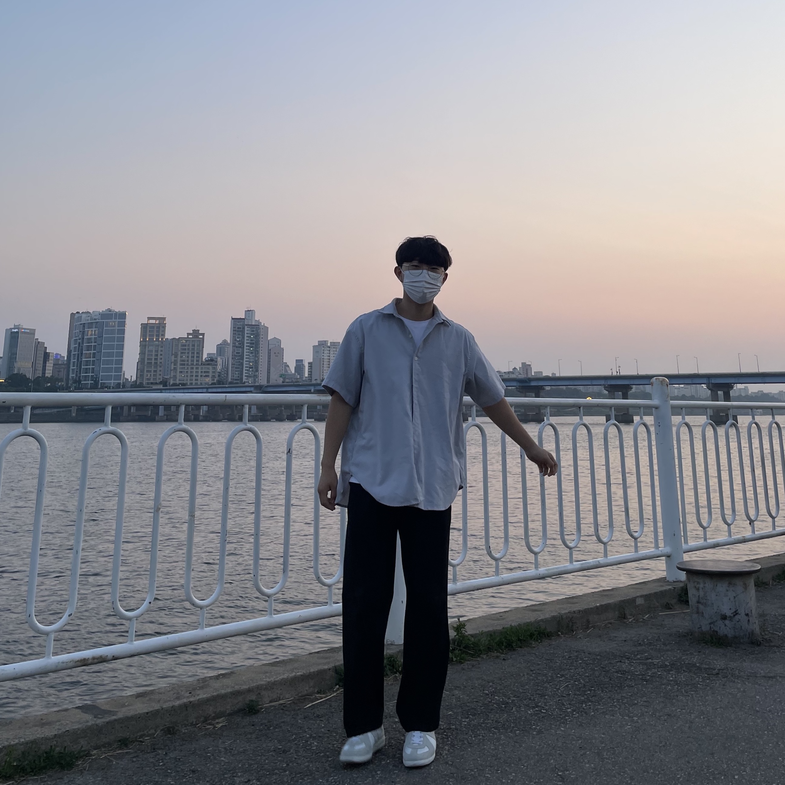 Maison Margiela Calfskin Replica Sneakers, Maison Margiela Calfskin Replica Sneakers White 착용 스타일 - 2