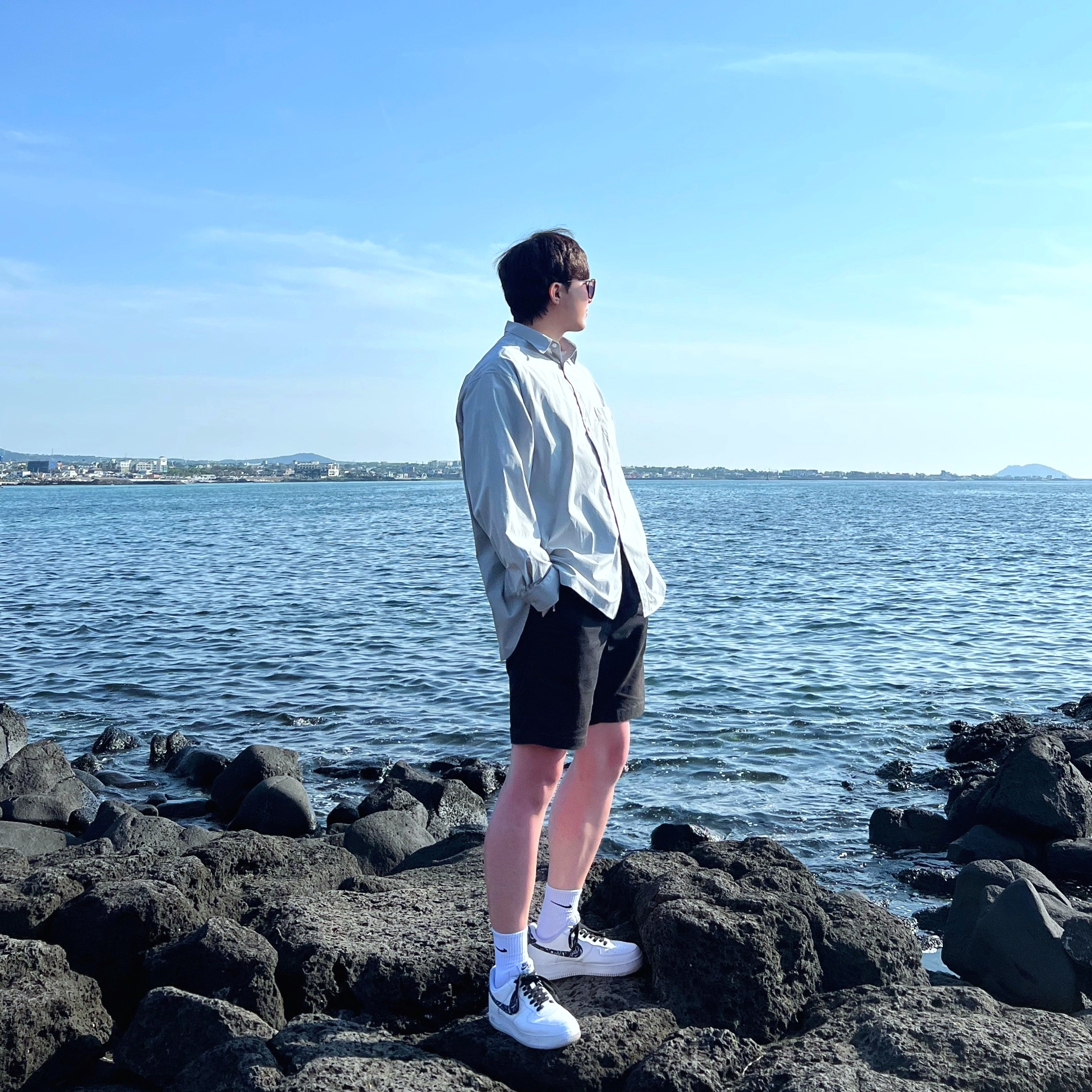(W) Nike Air Force 1 '07 Essential Paisley Swoosh White Black 착용 스타일