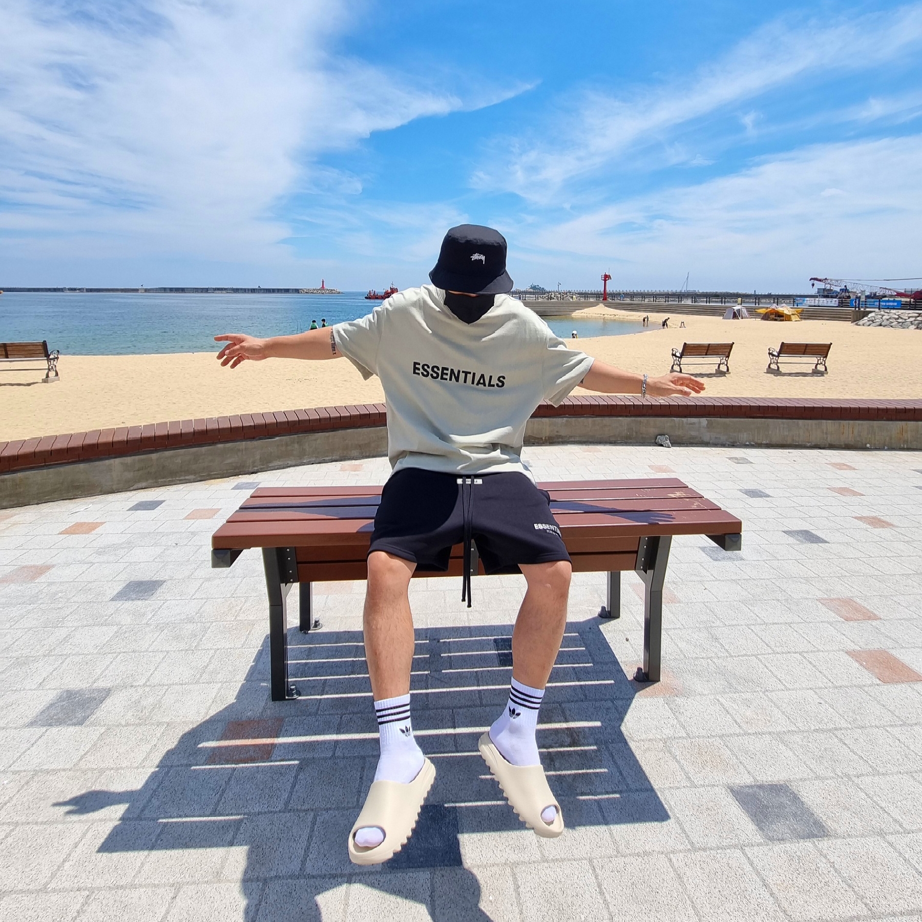 Stussy Stock Bucket Hat Black, Essentials 3D Silicon Applique Boxy T-Shirt Alfafa Sage - 20FW 착용 스타일