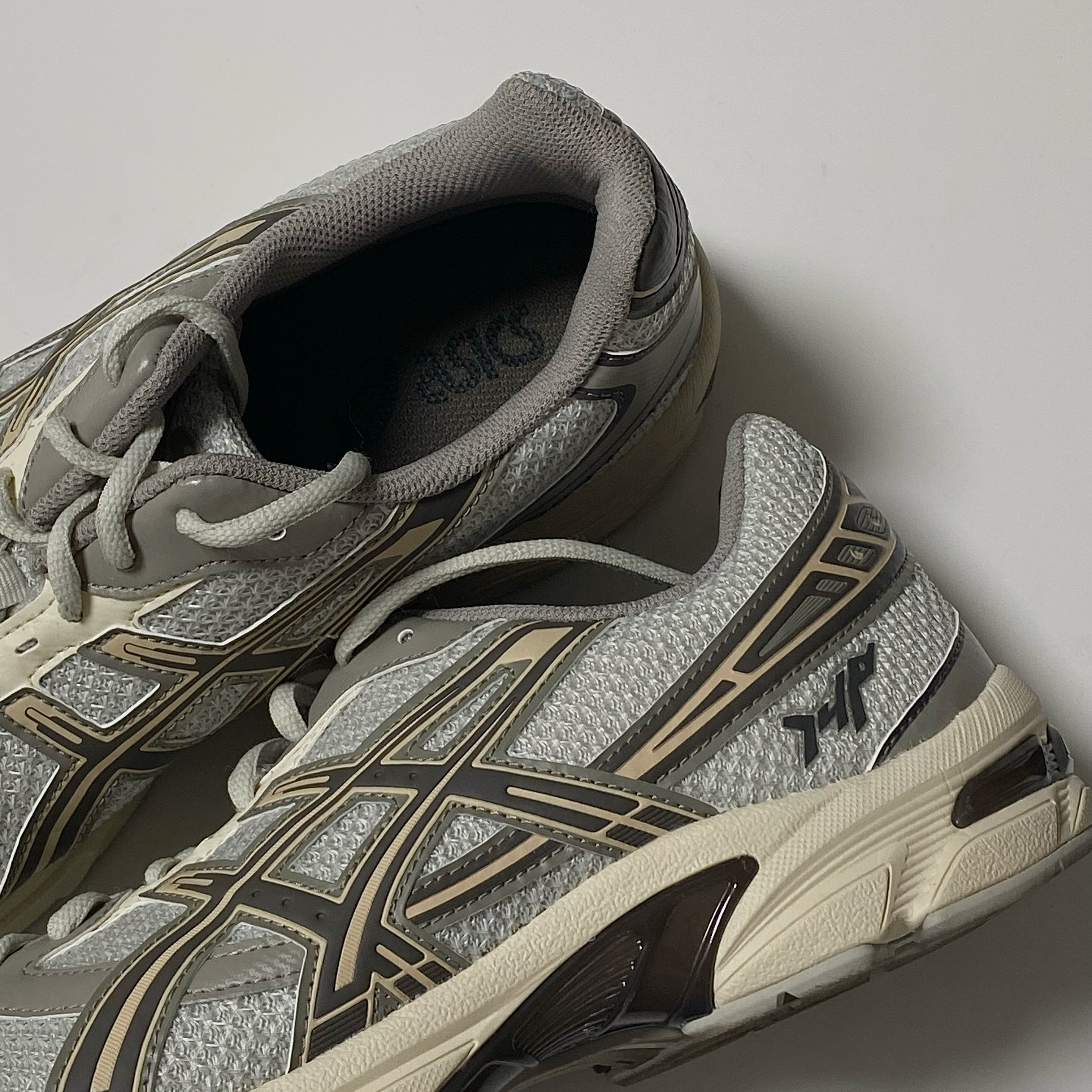 Asics x I4P Gel-1130 Glacier Grey Mink 착용 스타일