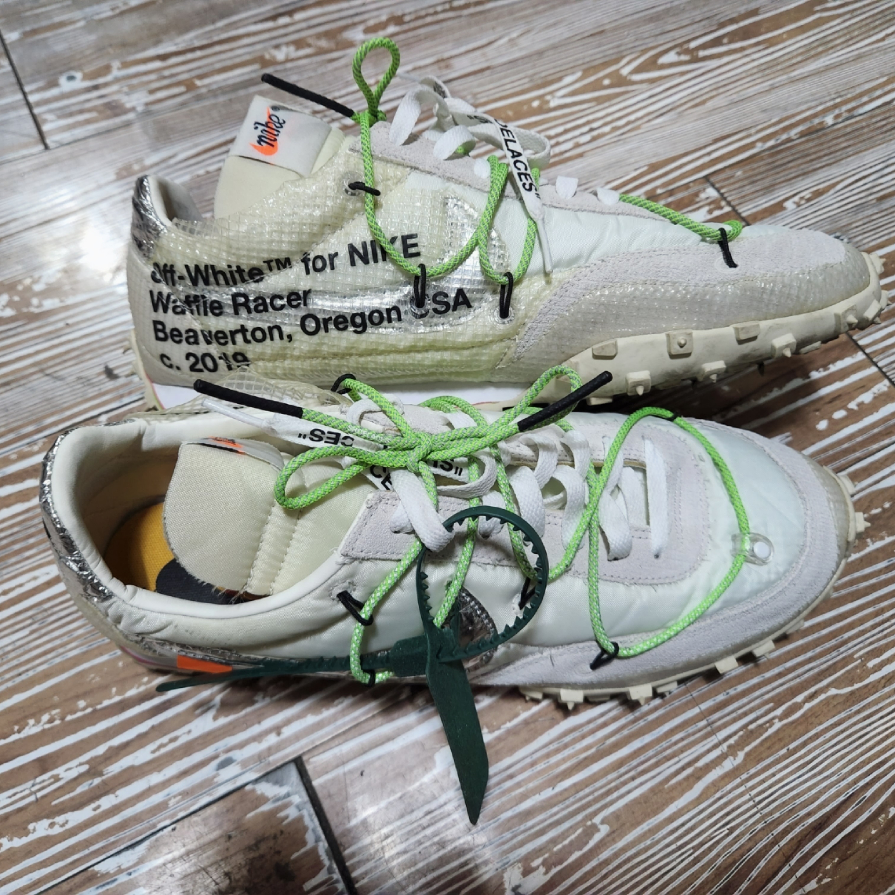 (W) Nike x Off-White Waffle Racer White 착용 스타일 - 1