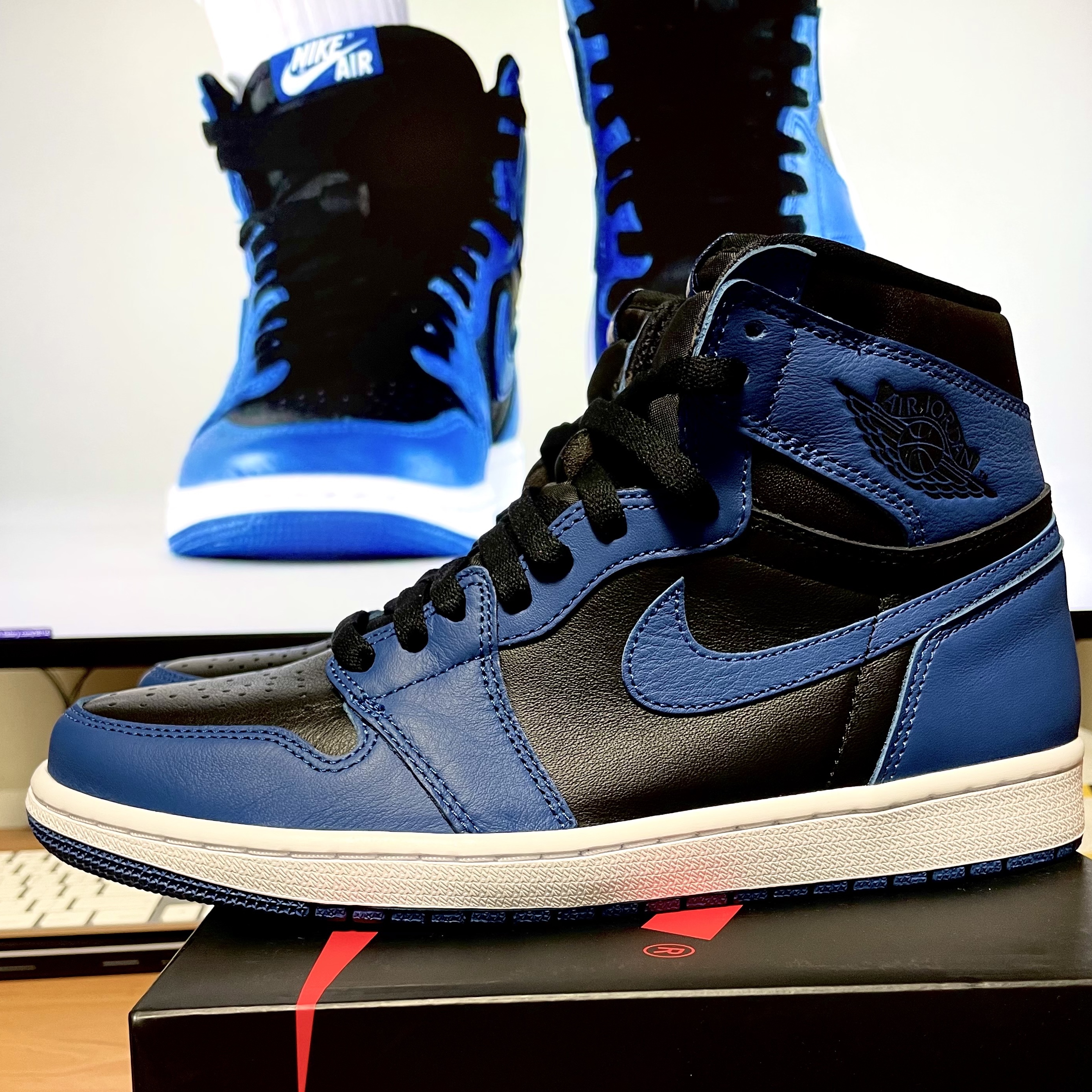 Jordan 1 Retro High OG Dark Marina Blue 착용 스타일 - 4