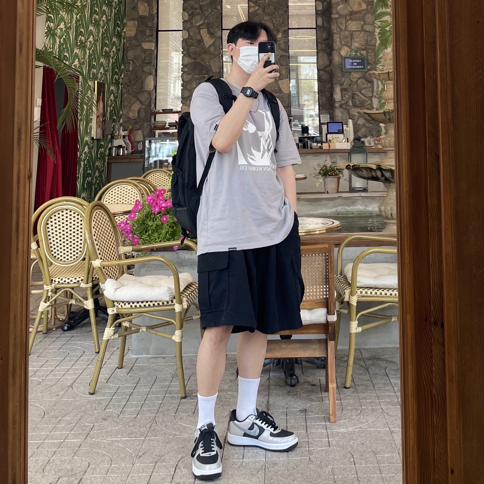 Nike Air Force 1 B Silver Snake 착용 스타일