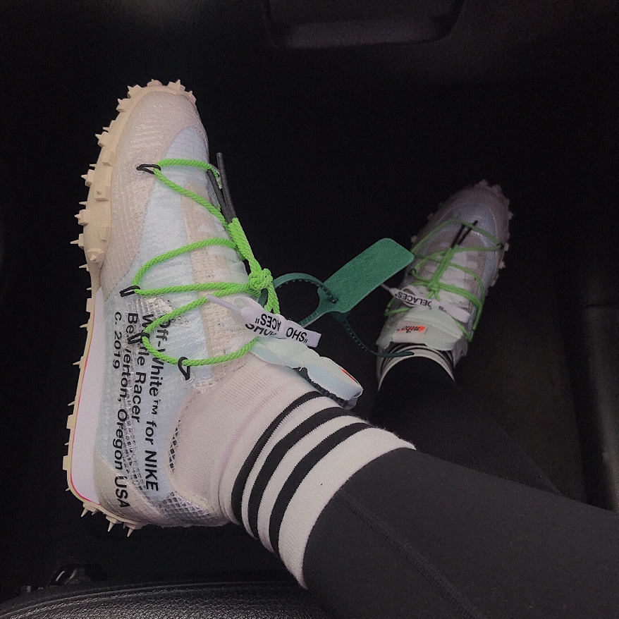(W) Nike x Off-White Waffle Racer White 착용 스타일 - 2