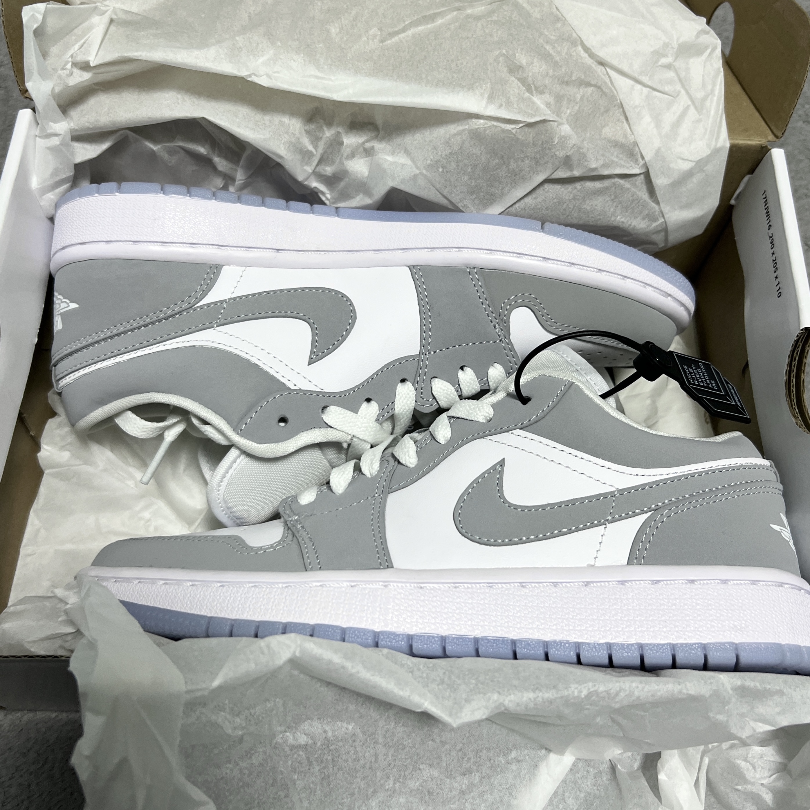 (W) Jordan 1 Low White Wolf Grey 착용 스타일 - 2